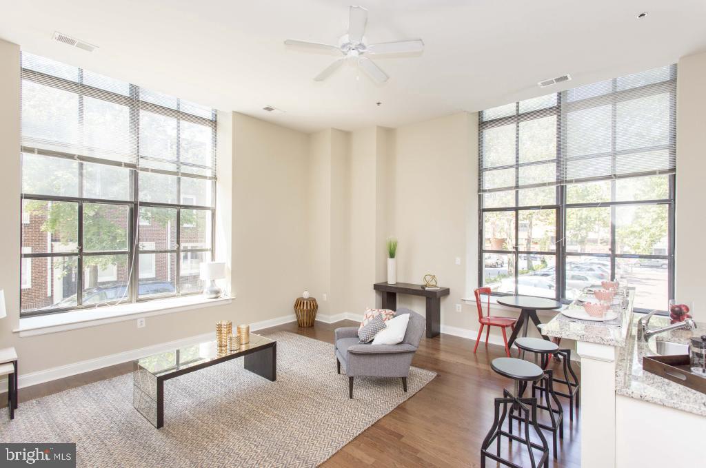 230 N 21ST STREET 38 405