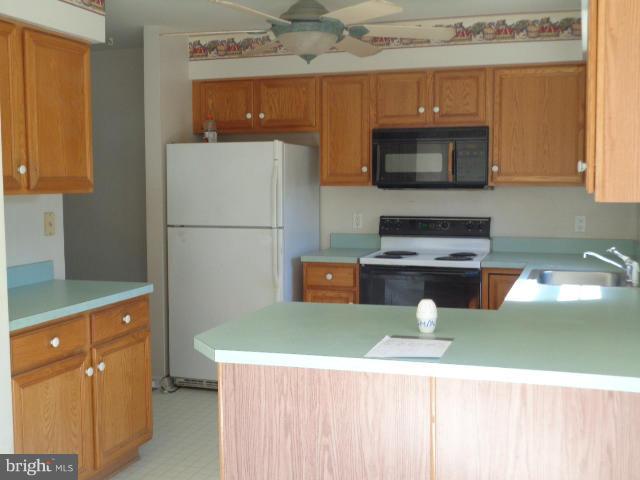 THE COURTS - Residential