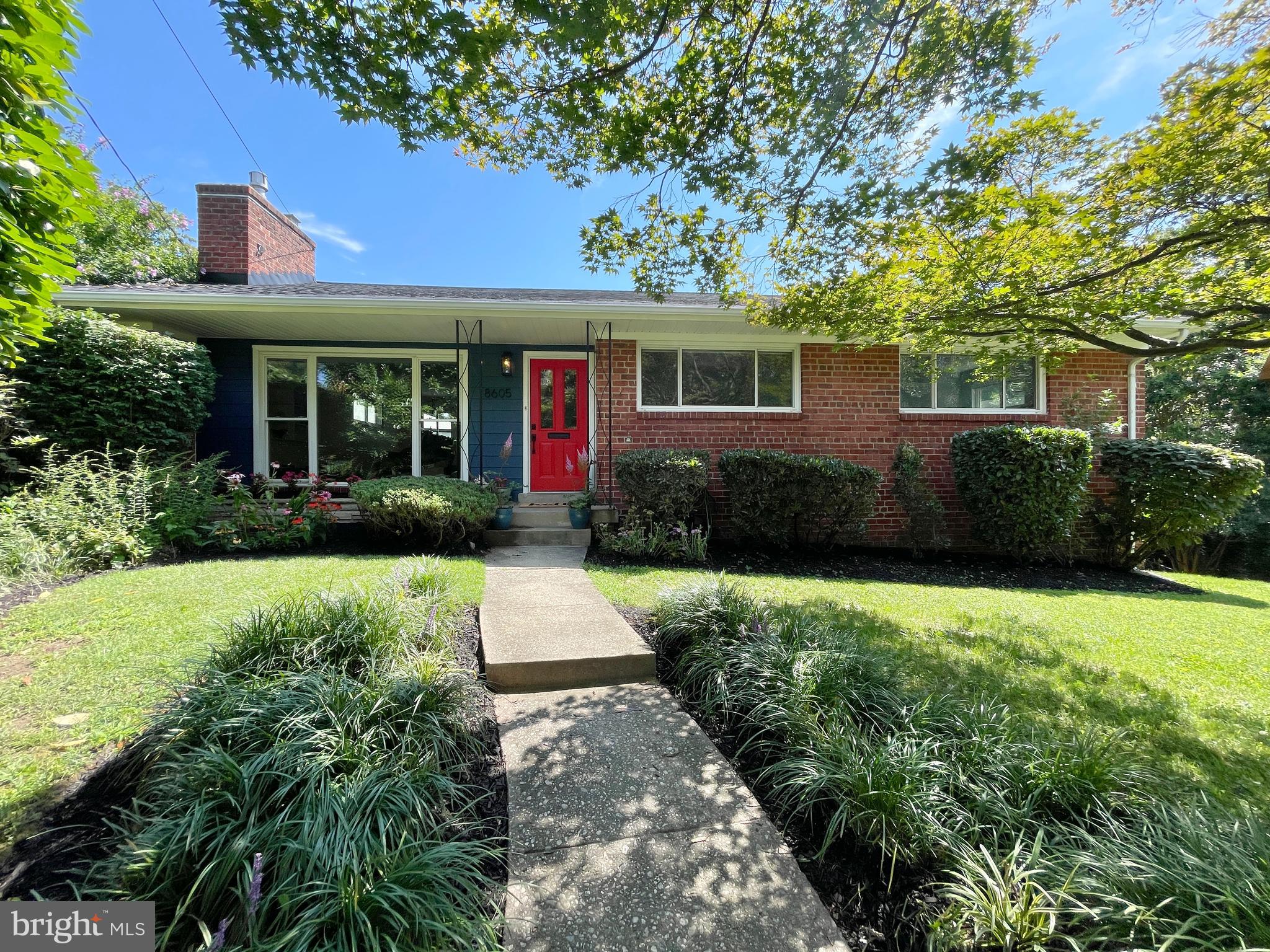 8605 FARRELL COURT