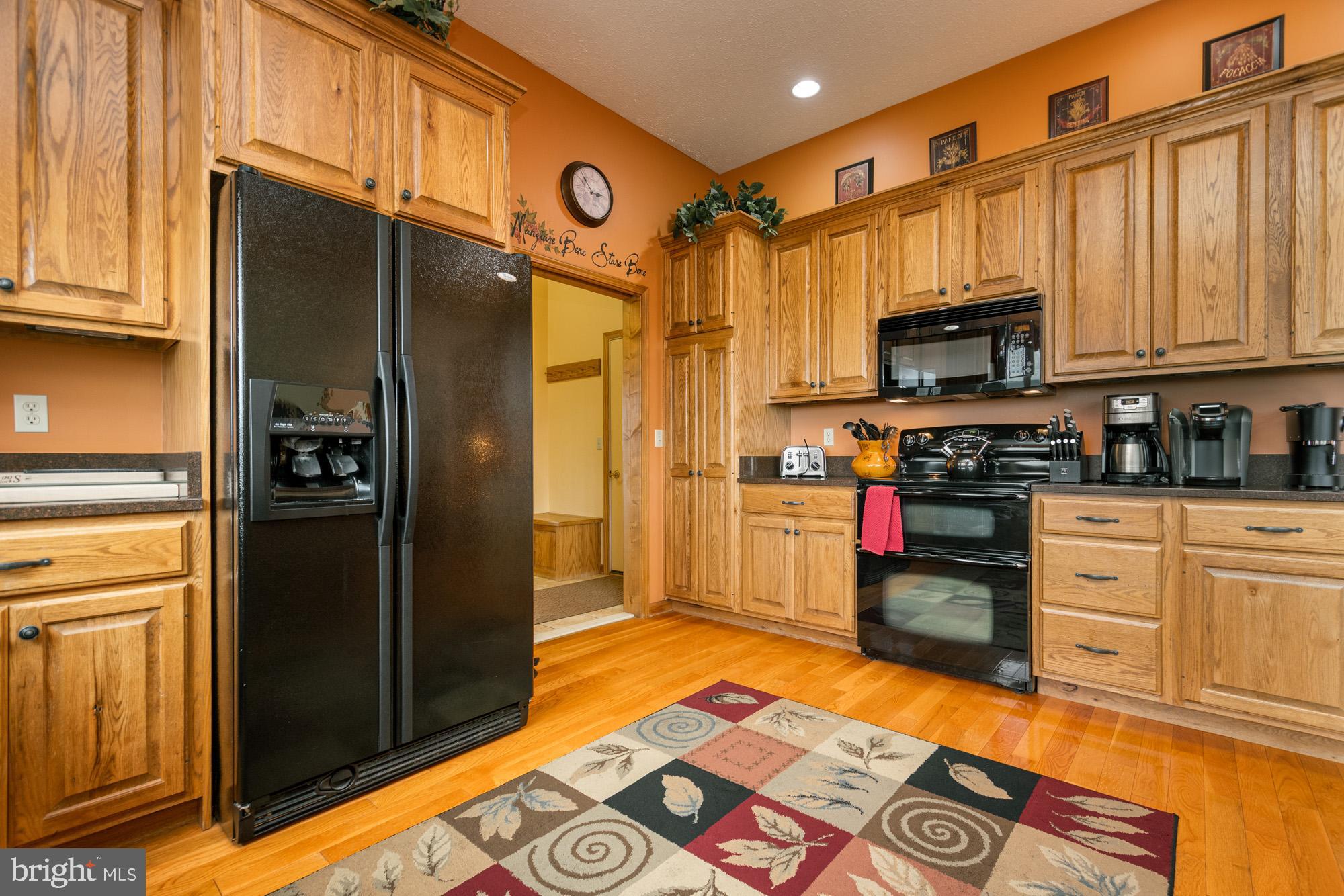 OVERLOOK VILLAS - Residential