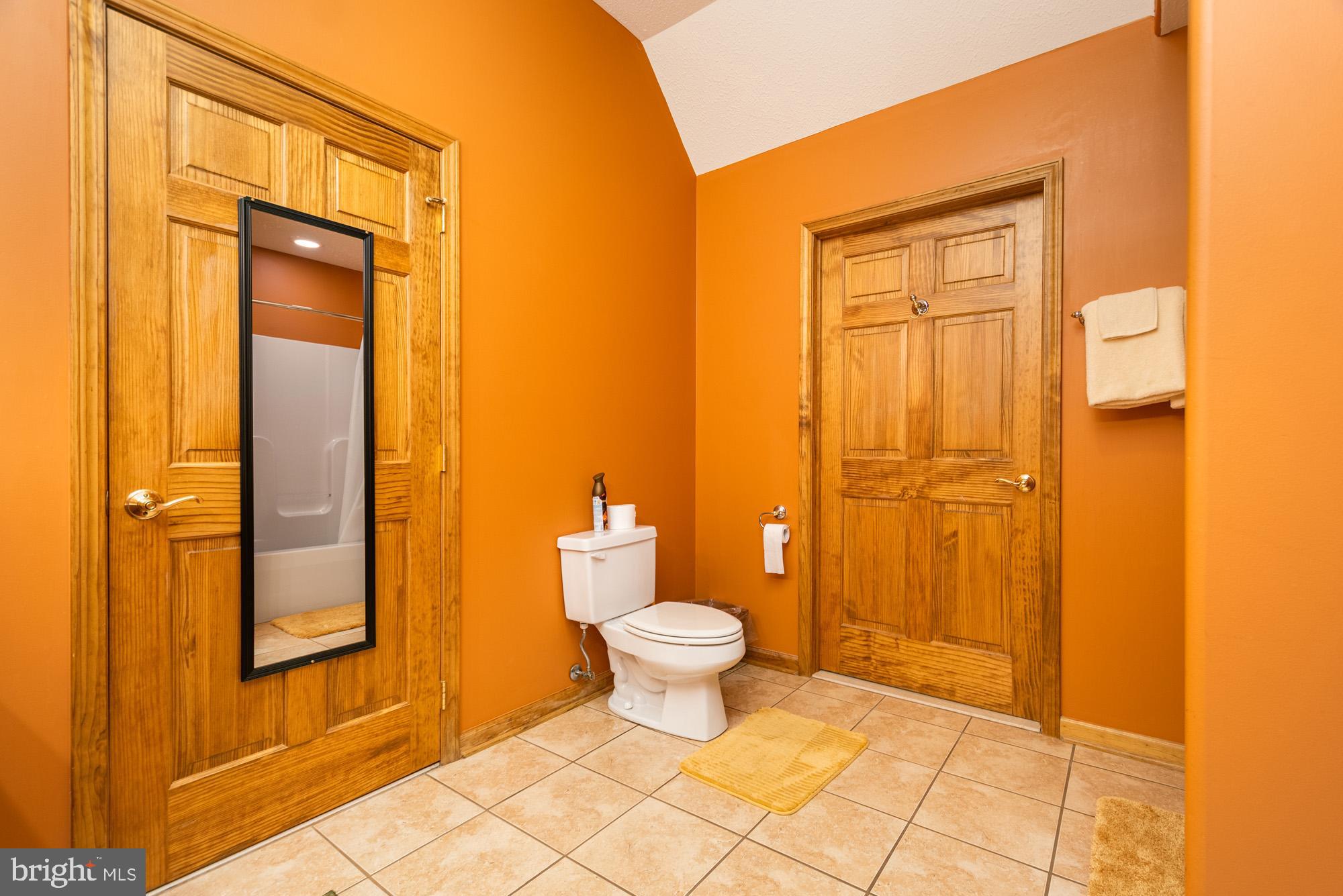 OVERLOOK VILLAS - Residential