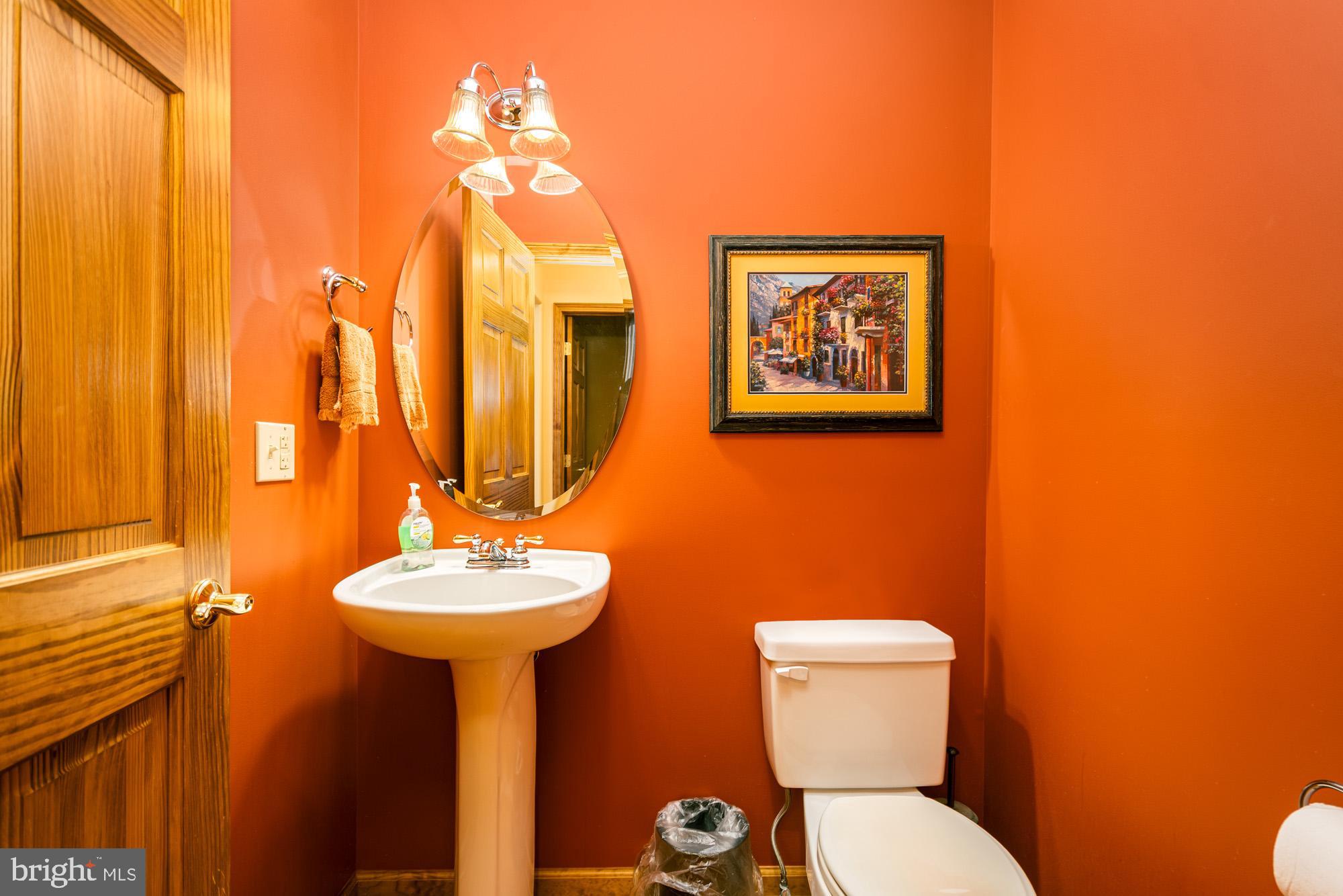 OVERLOOK VILLAS - Residential