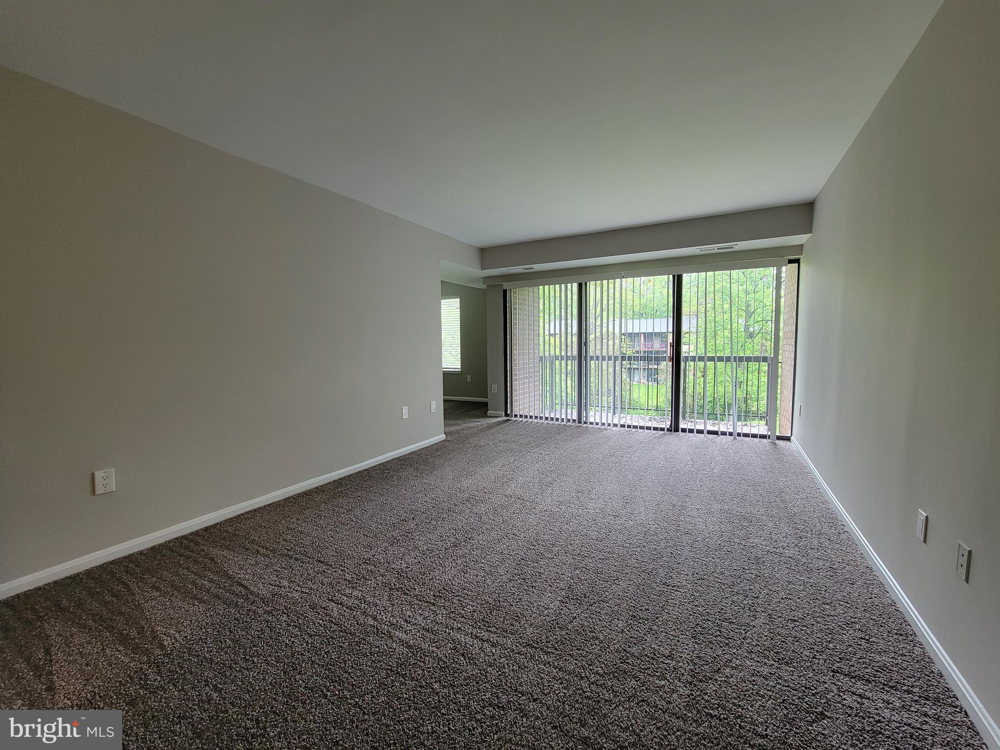 HAWTHORNE VILLAGE - Residential Lease