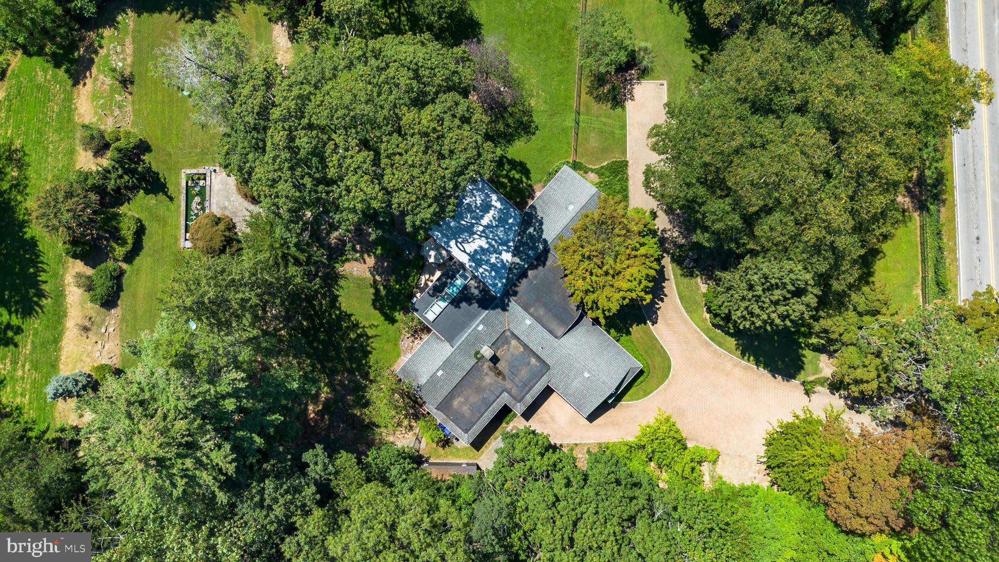 CURTIS HILLS - Residential