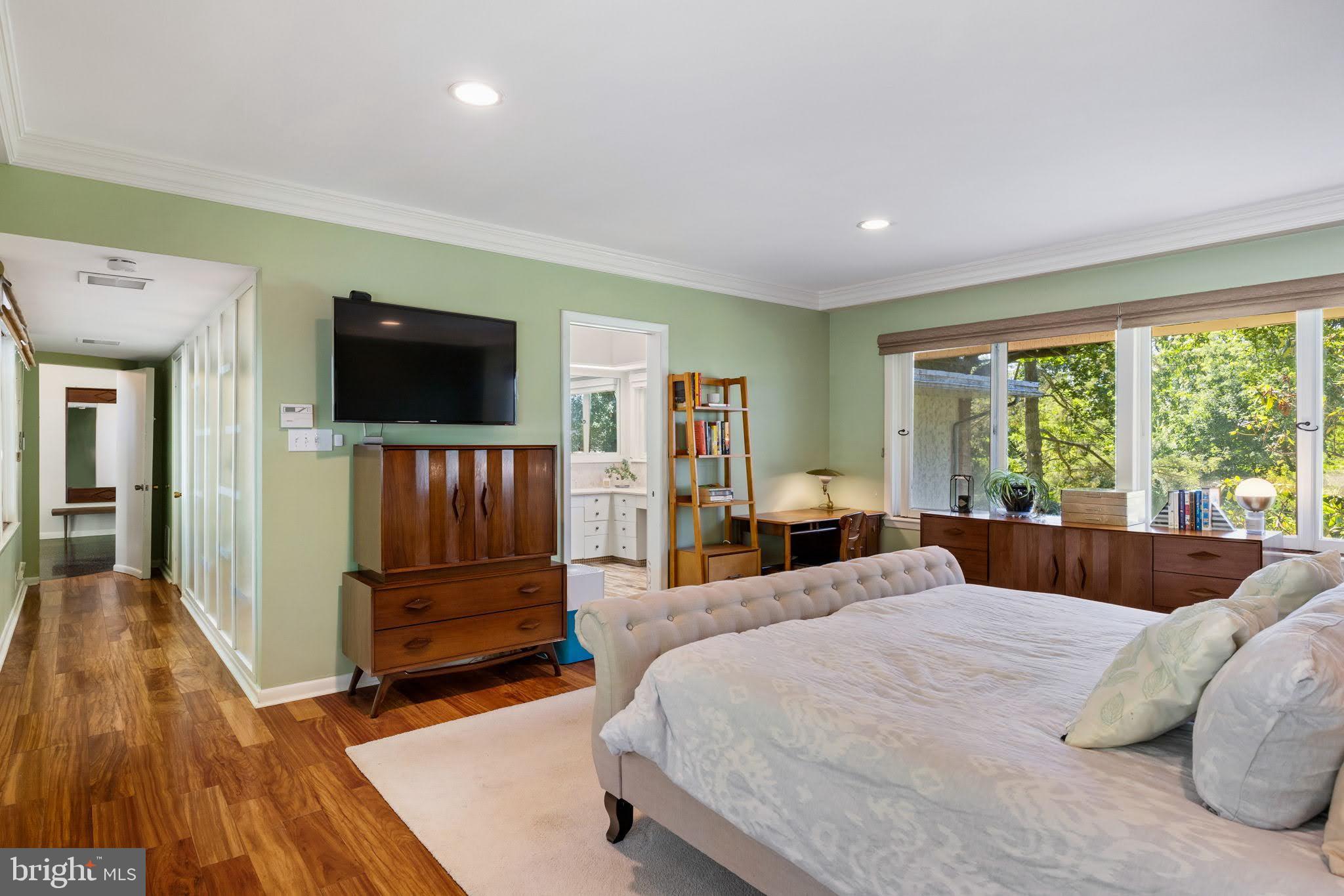 CURTIS HILLS - Residential