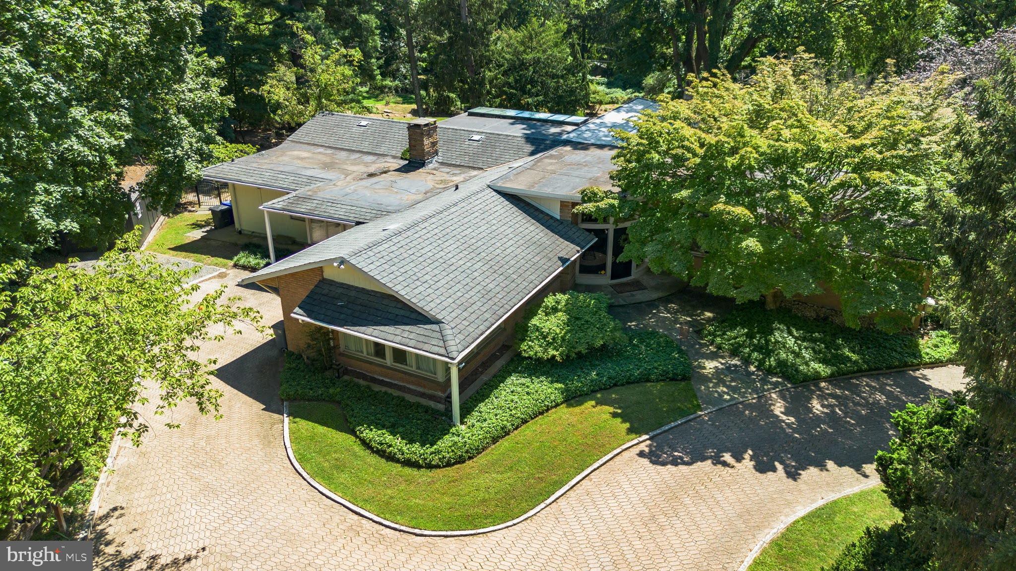 CURTIS HILLS - Residential