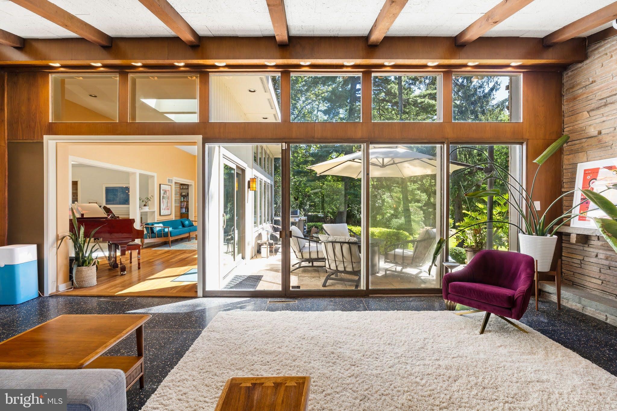 CURTIS HILLS - Residential