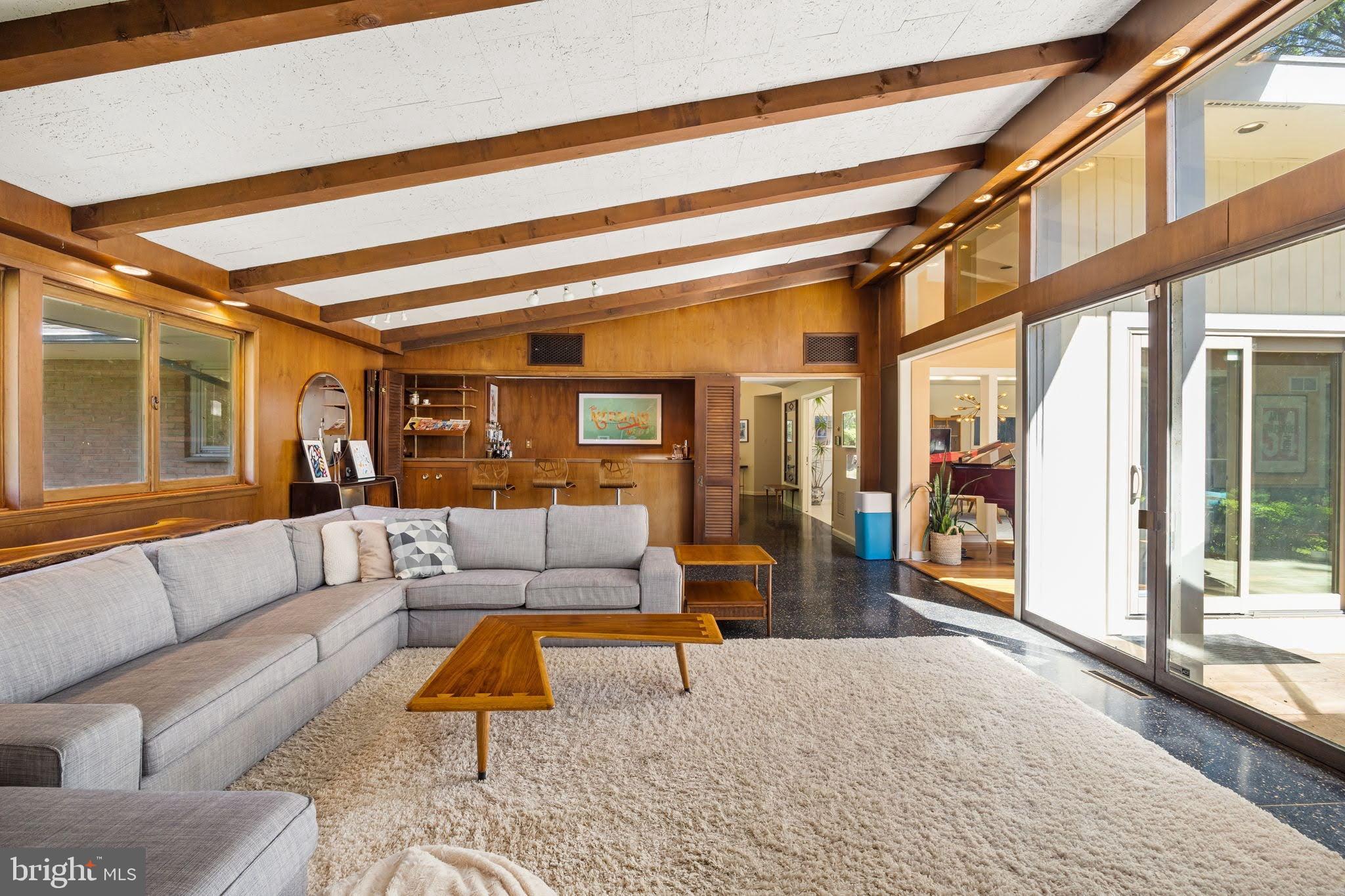 CURTIS HILLS - Residential