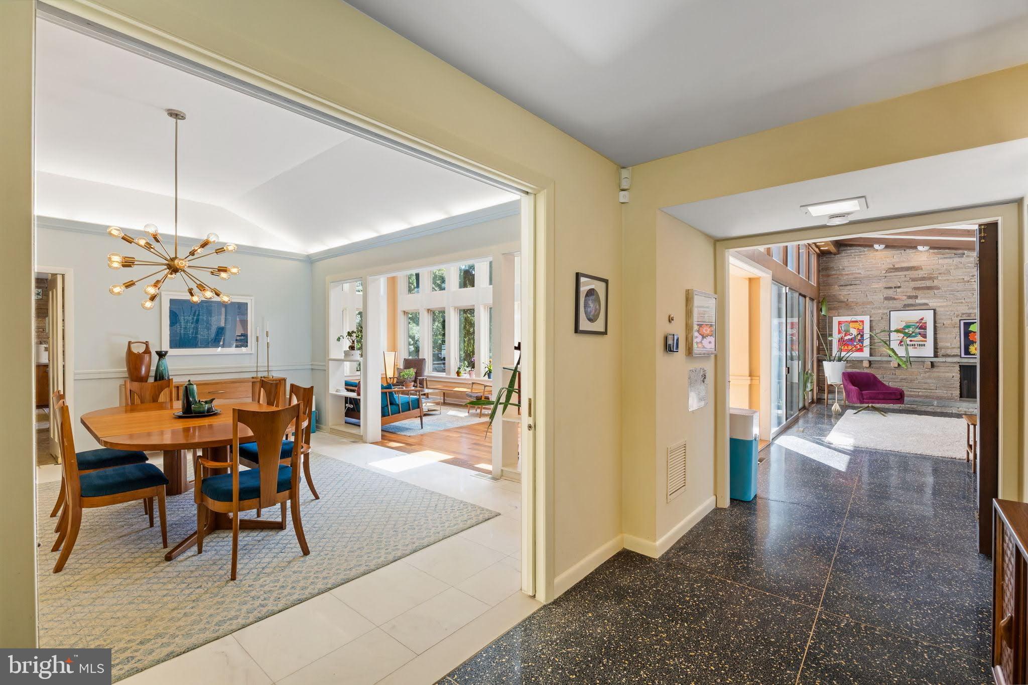 CURTIS HILLS - Residential