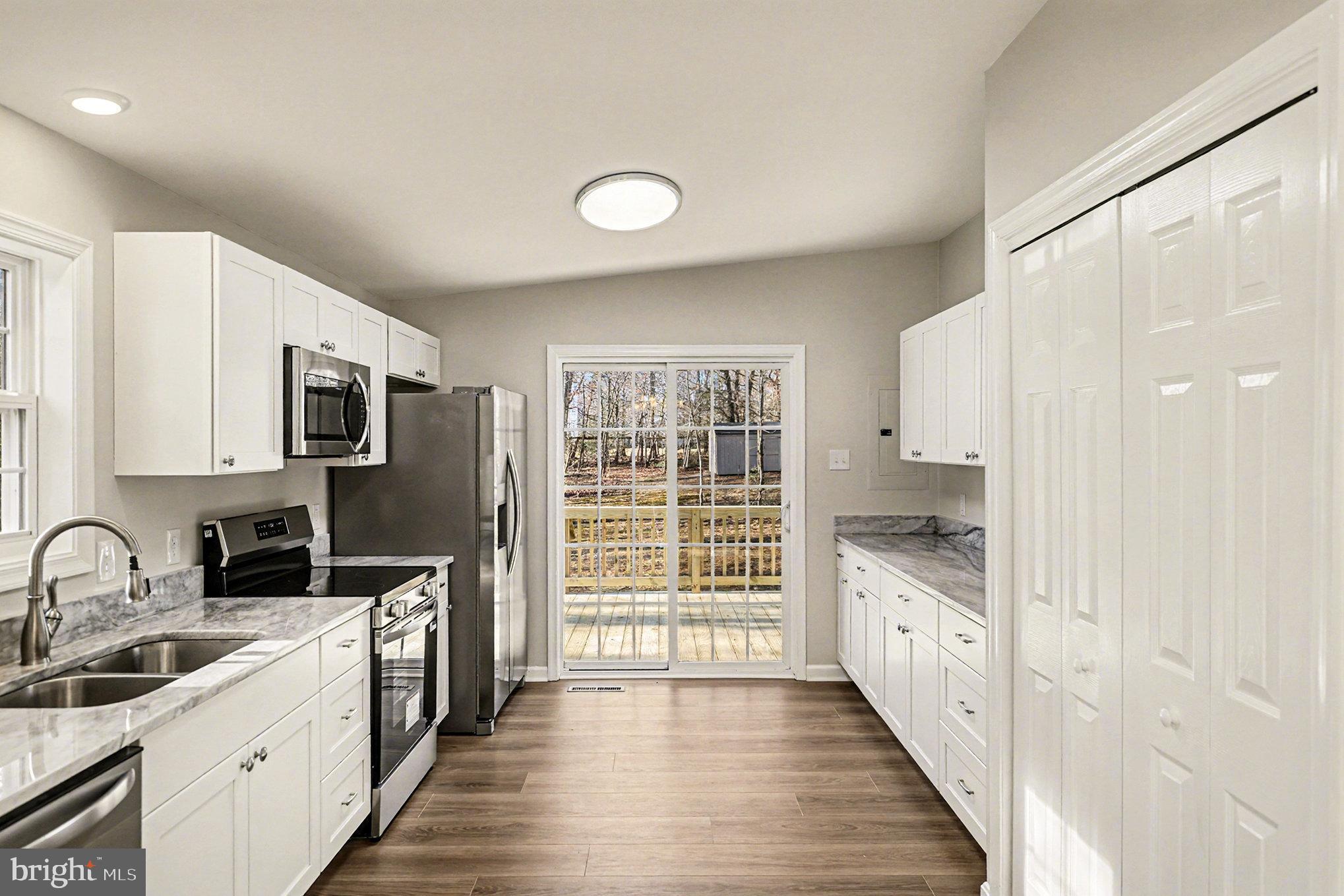 STUARTS PARK - Residential