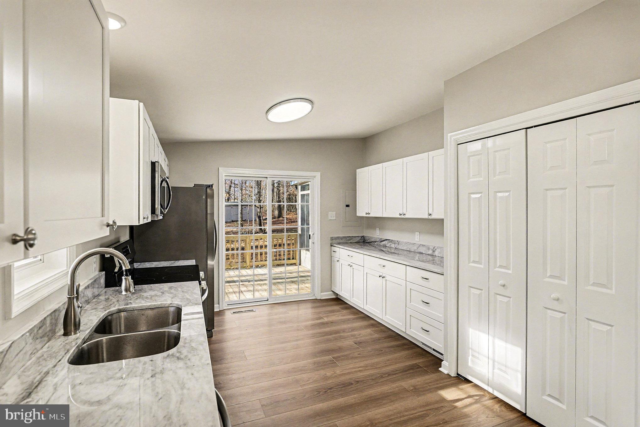 STUARTS PARK - Residential