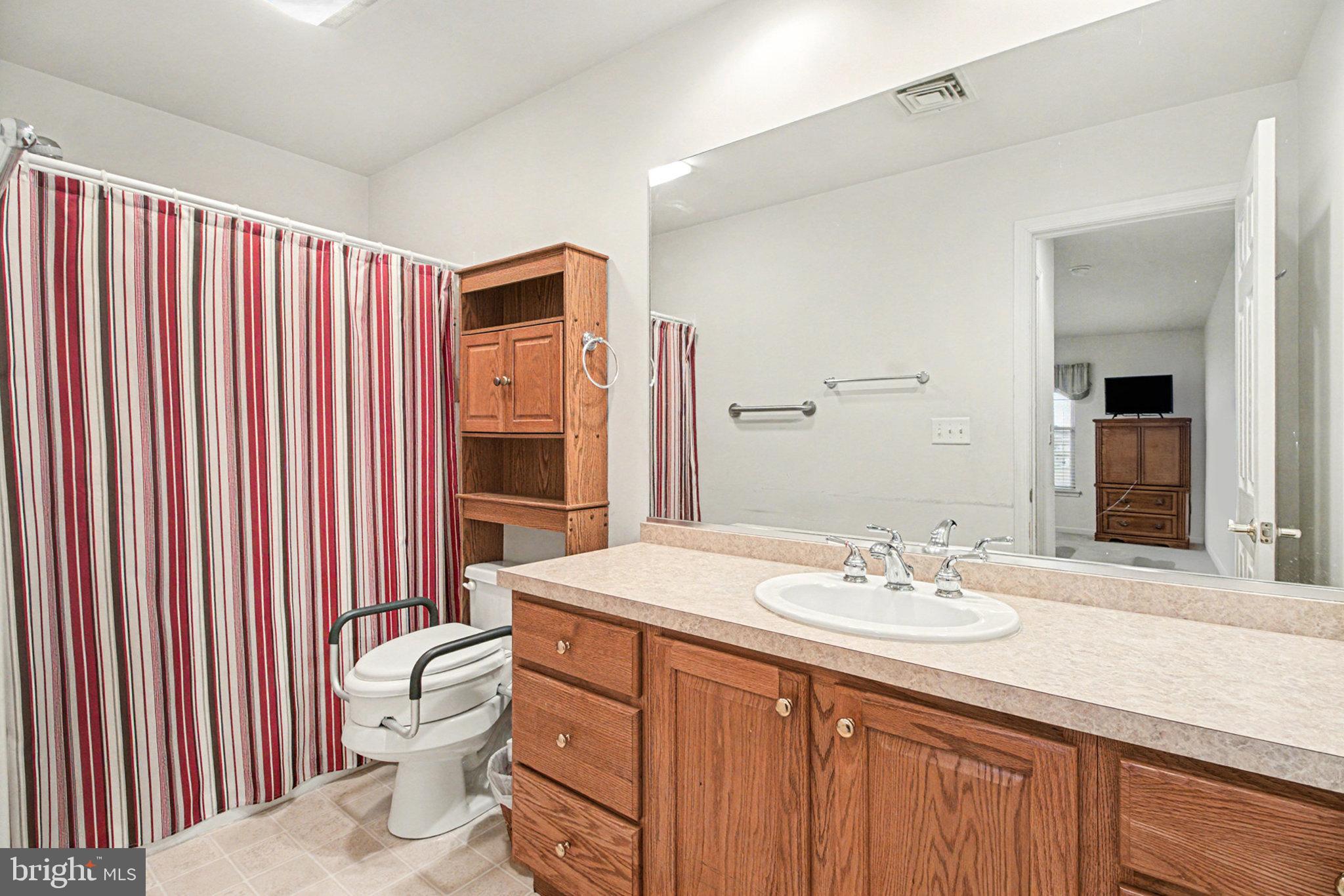 SUMMERFIELD - Residential