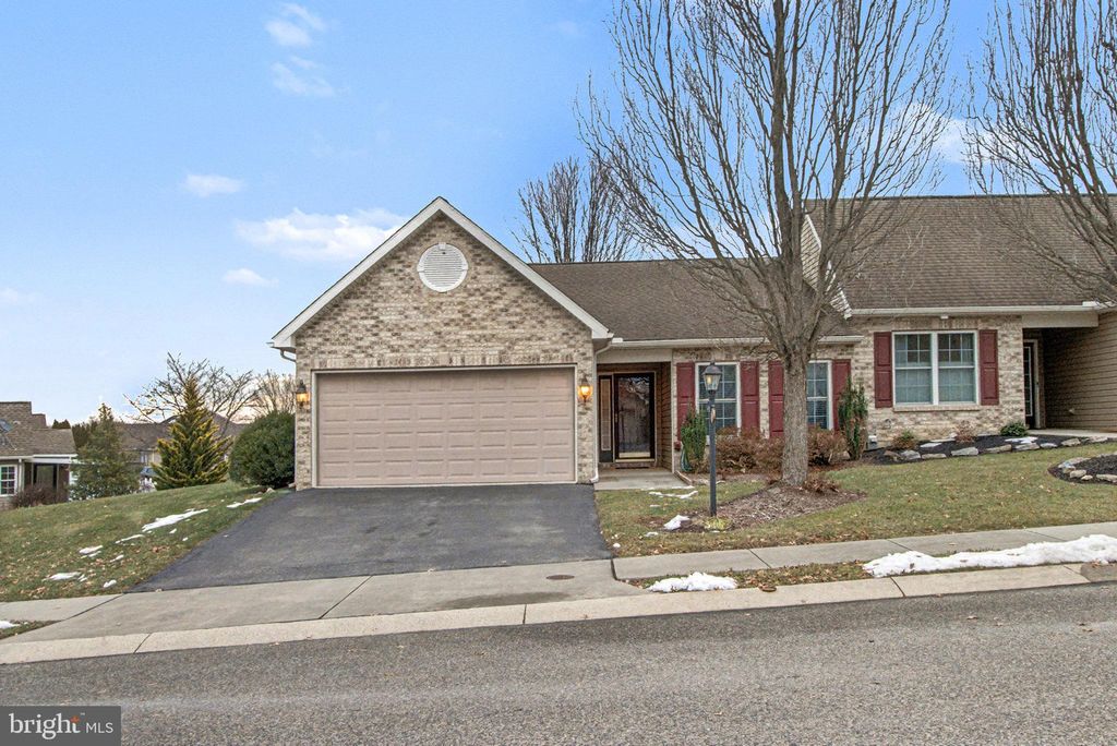Photo of 310 Touchstone Dr, CARLISLE, PA 17015 (MLS # PACB2049398)