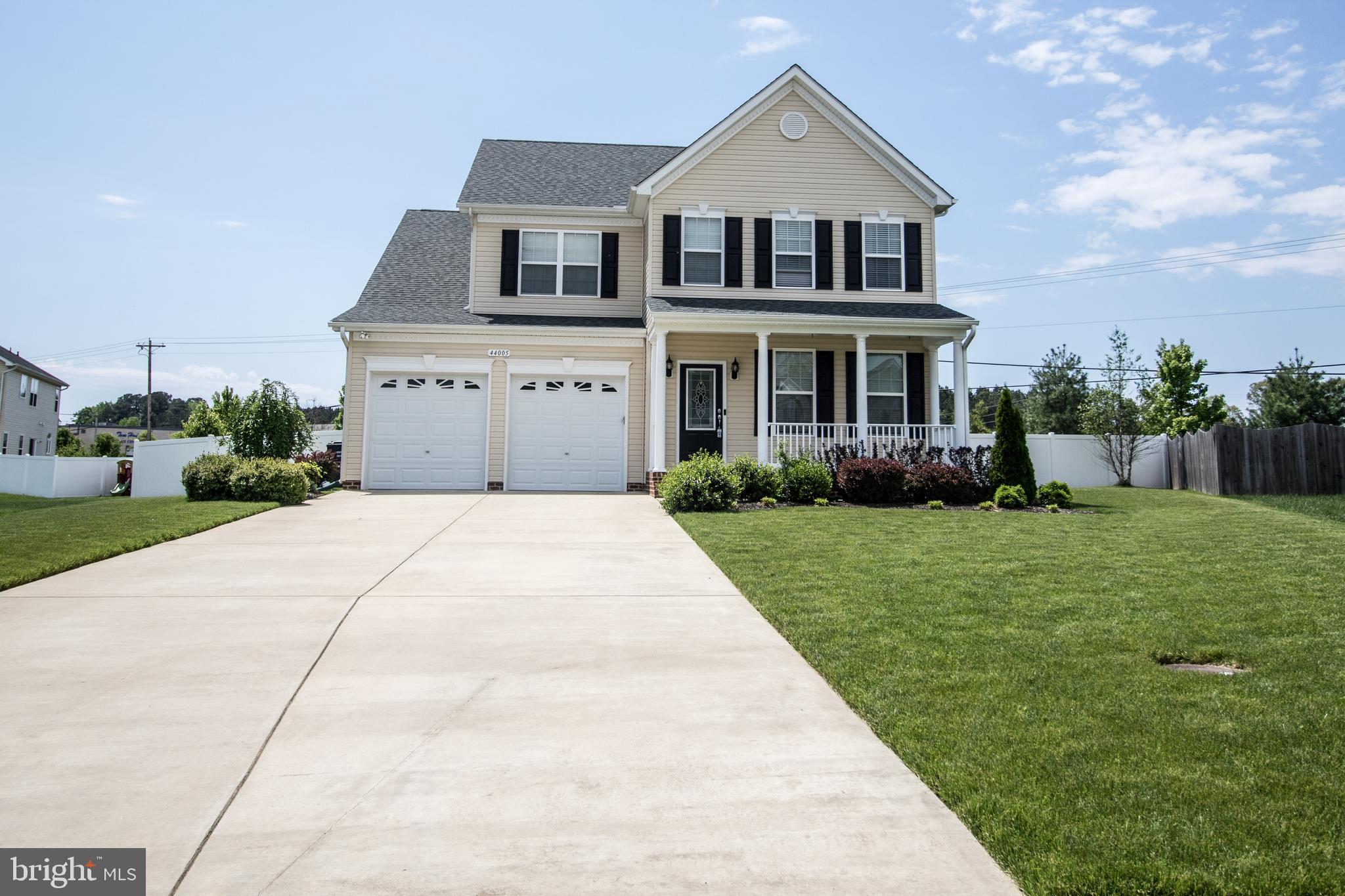 ESTATES AT JOY CHAPEL - Residential