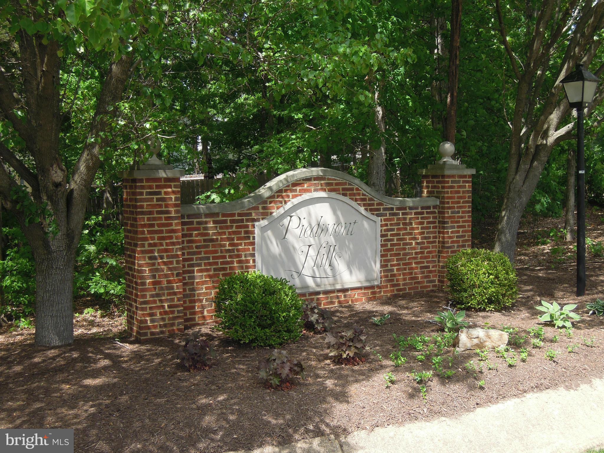 PIEDMONT HILLS - Residential