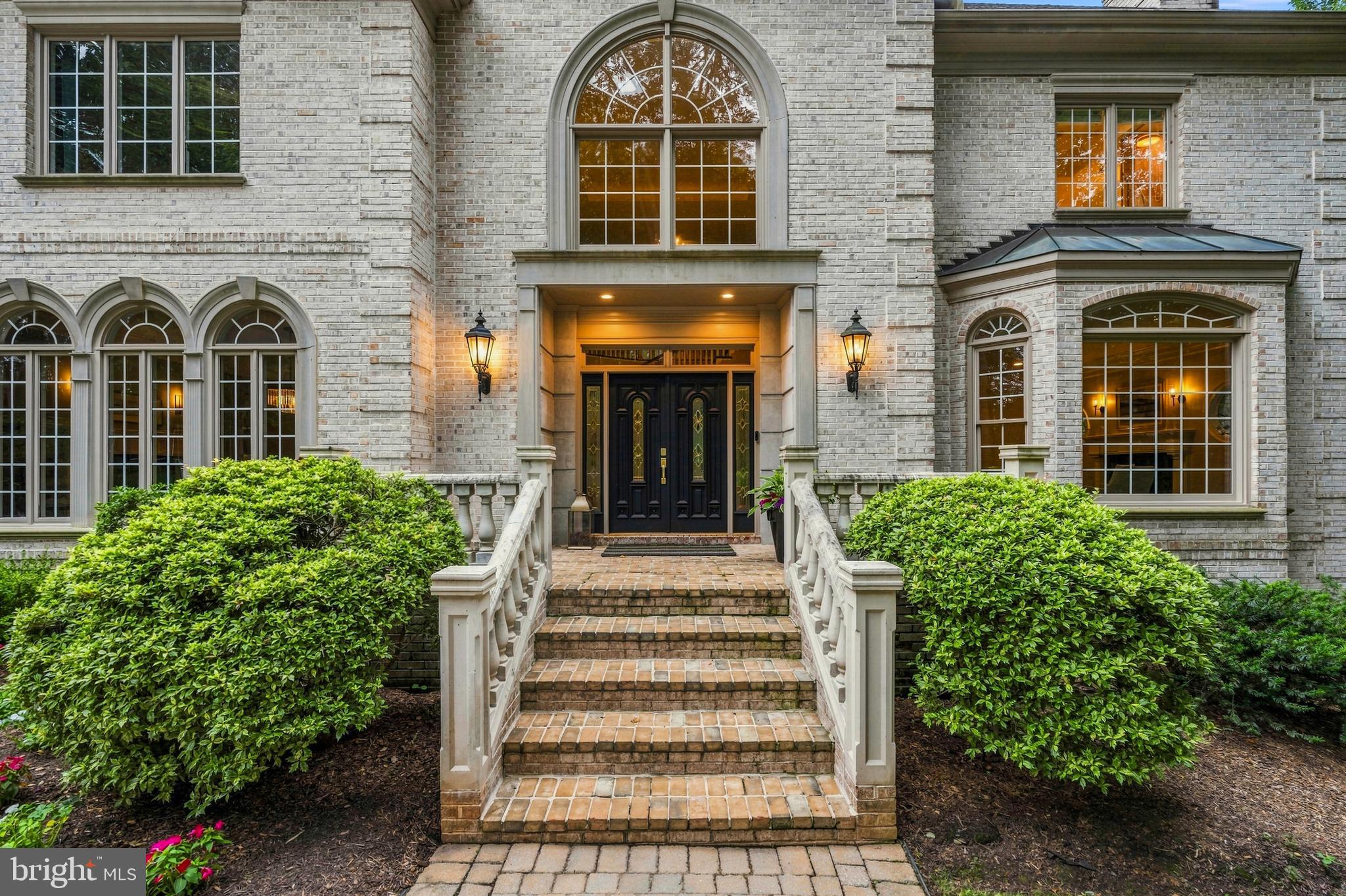 10500 DALKEITH COURT