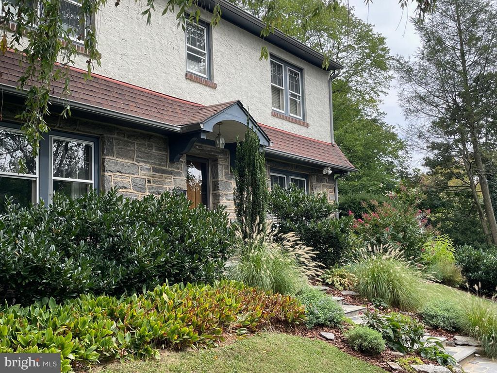 Photo of 116 E Princeton Road, BALA CYNWYD, PA 19004 (MLS # PAMC2157936)