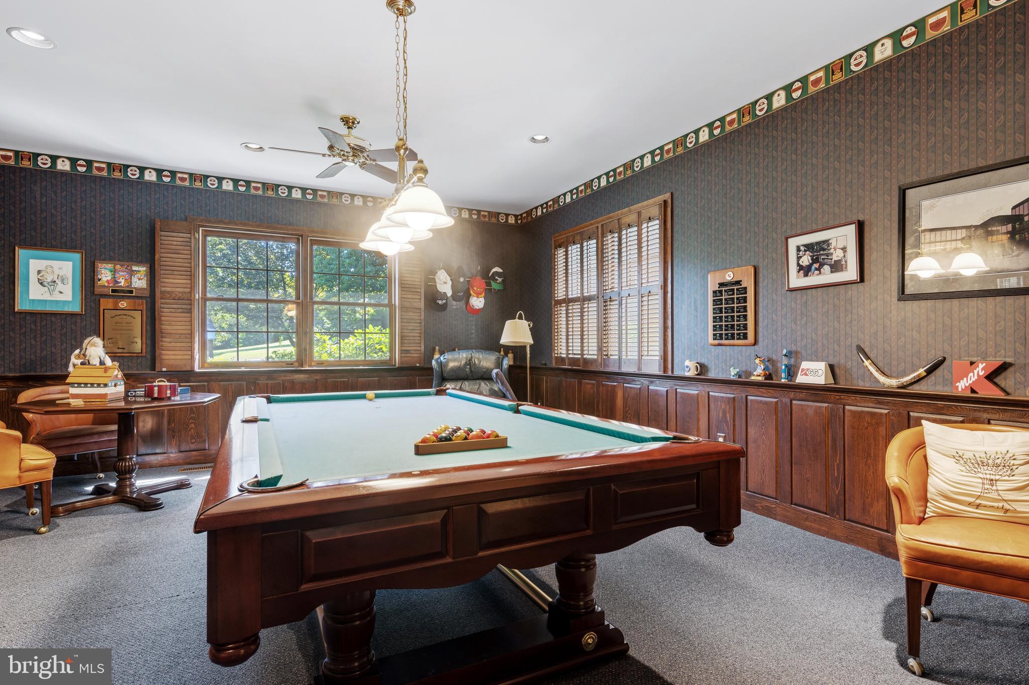 BLUE ROCK MEADOWS - Residential