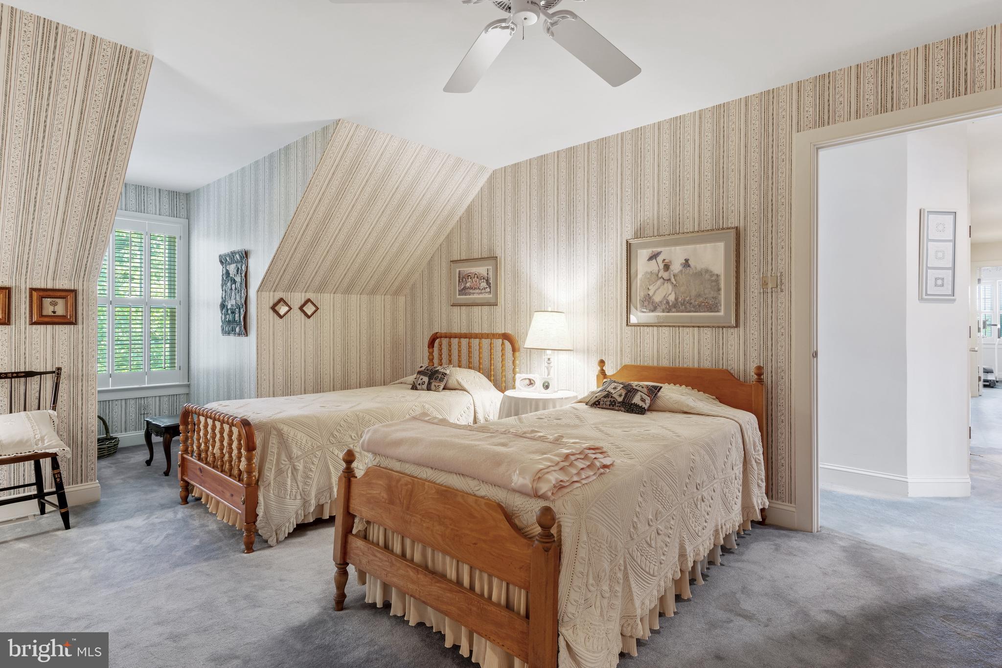 BLUE ROCK MEADOWS - Residential