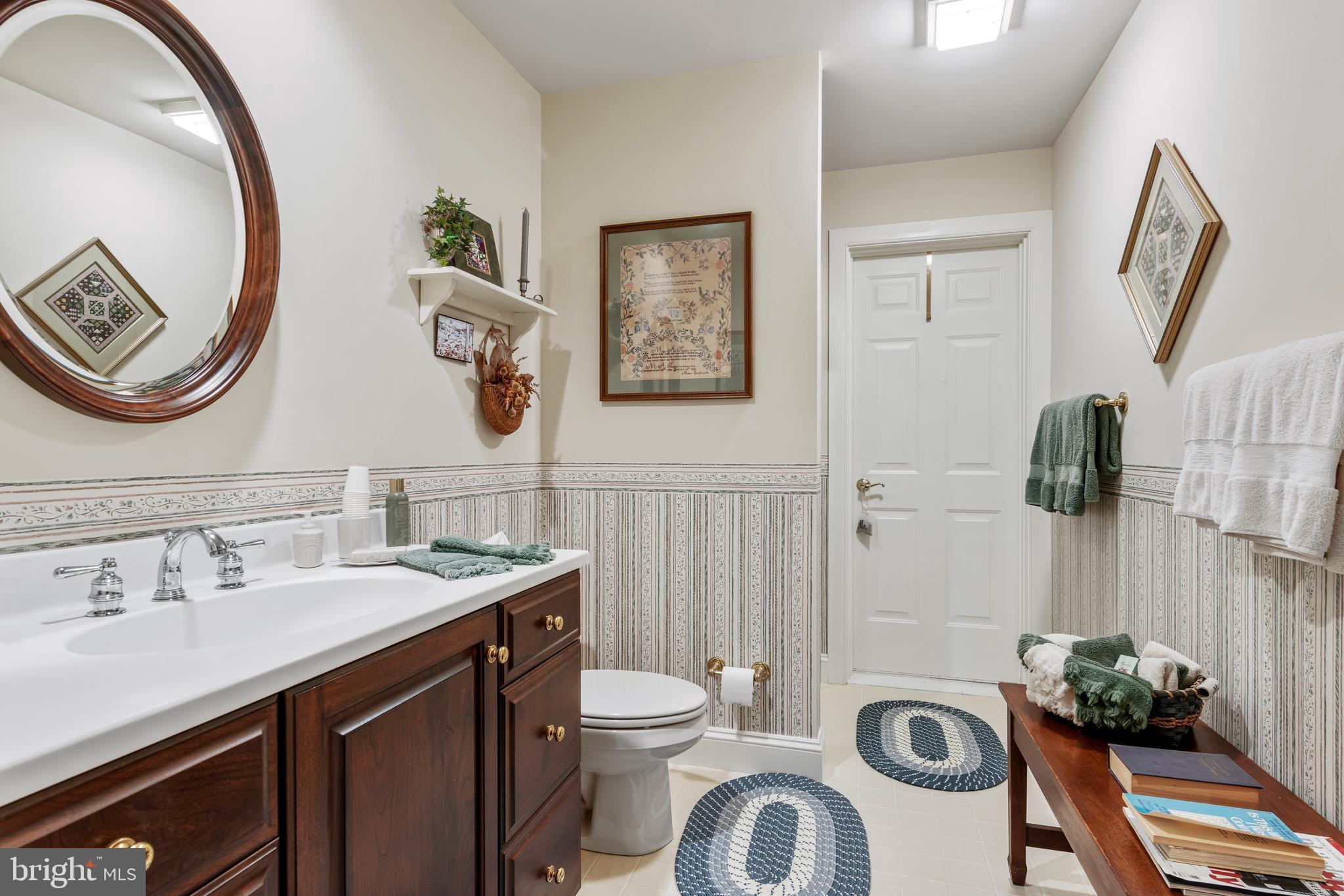 BLUE ROCK MEADOWS - Residential