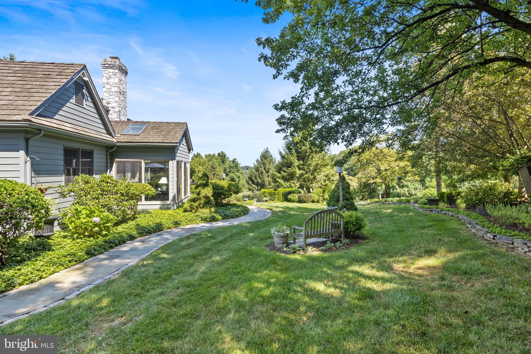 BLUE ROCK MEADOWS - Residential