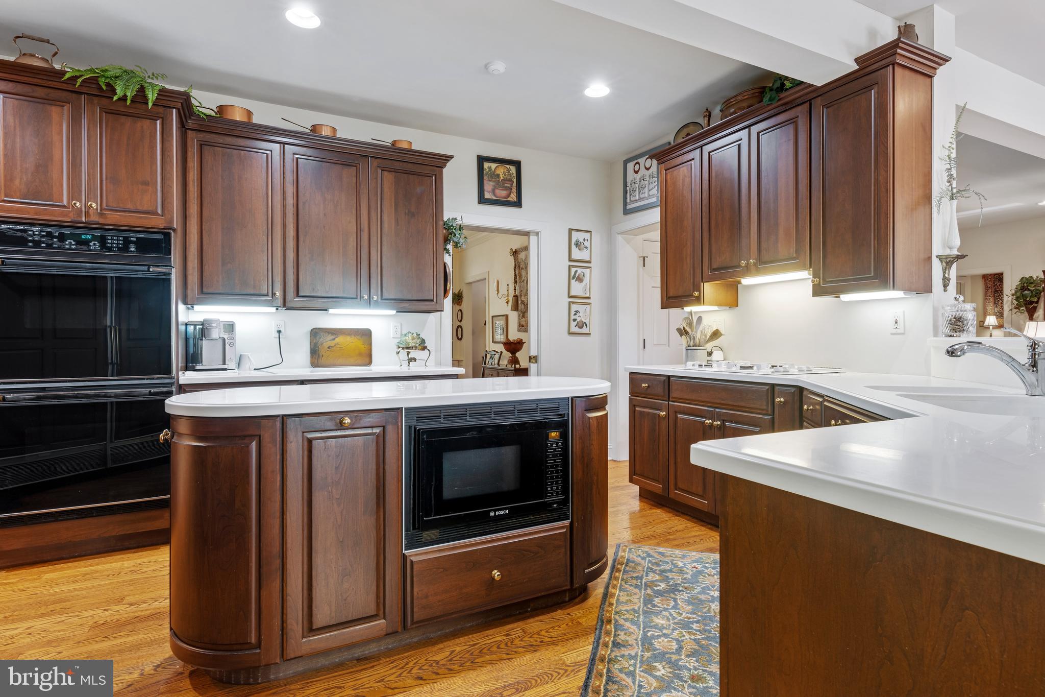 BLUE ROCK MEADOWS - Residential