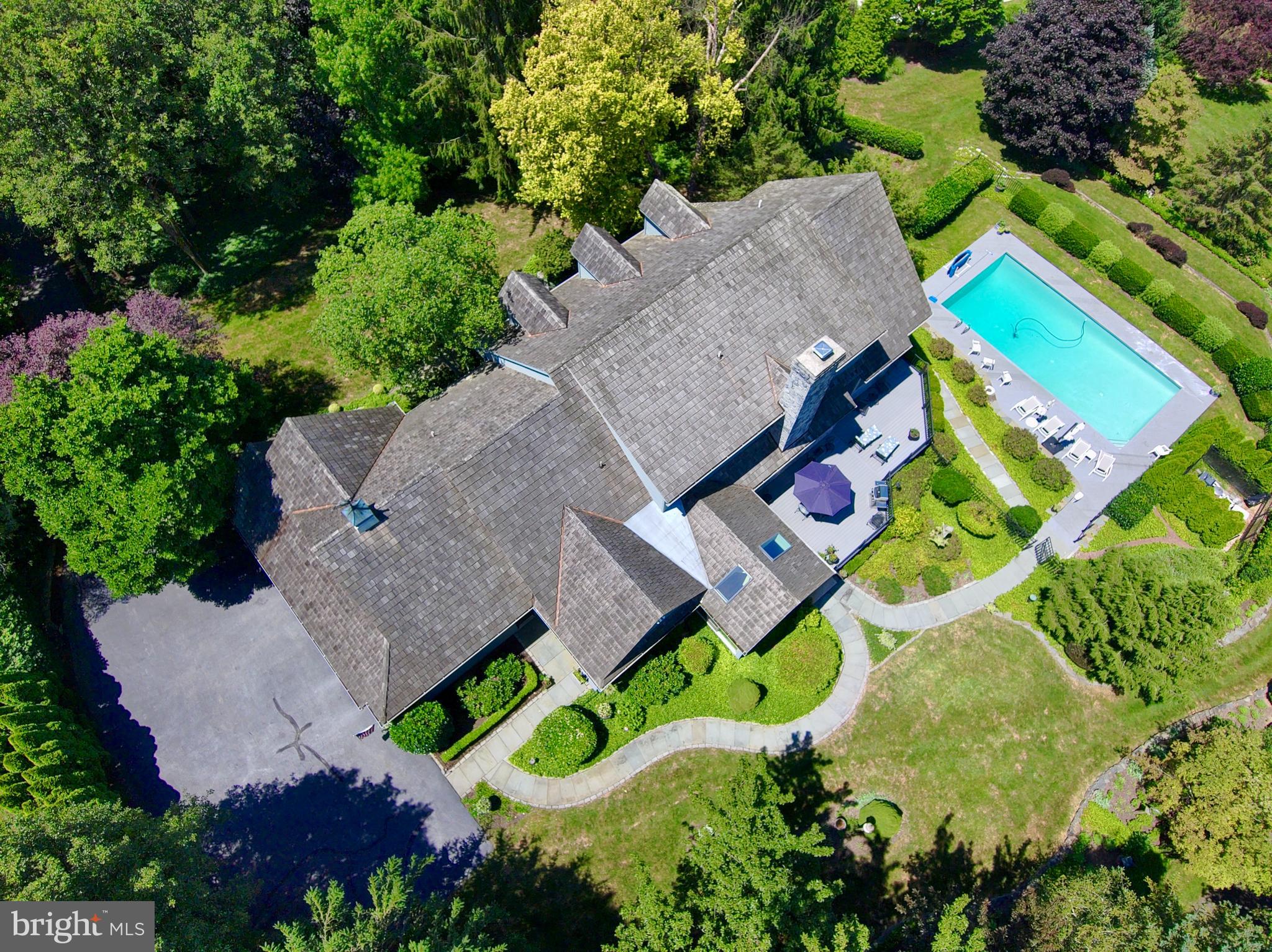 BLUE ROCK MEADOWS - Residential