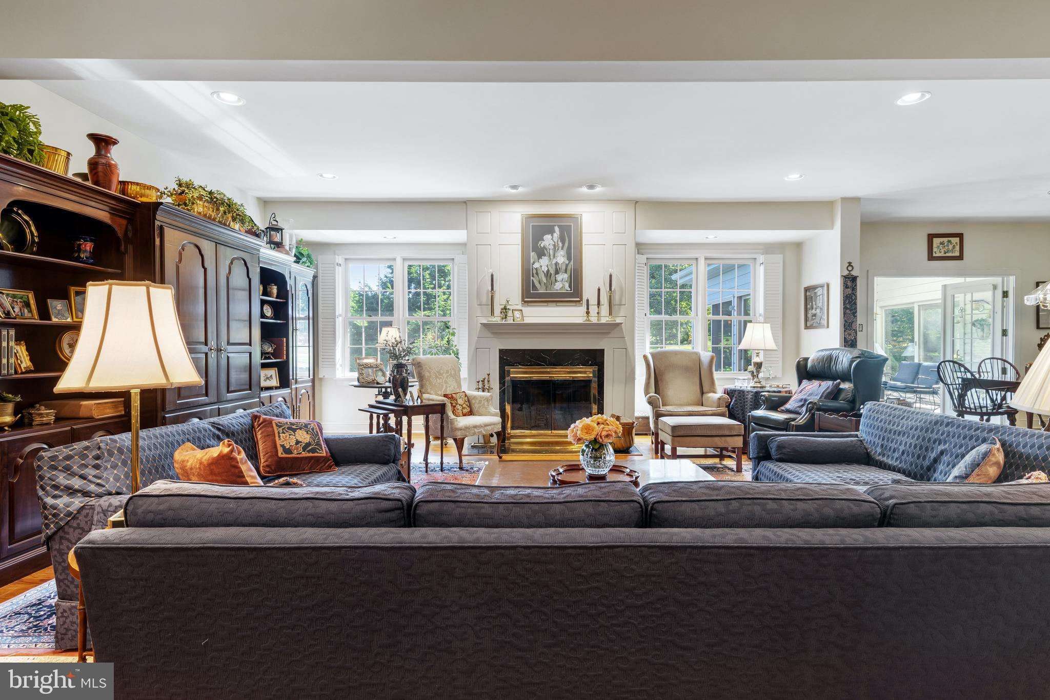 BLUE ROCK MEADOWS - Residential