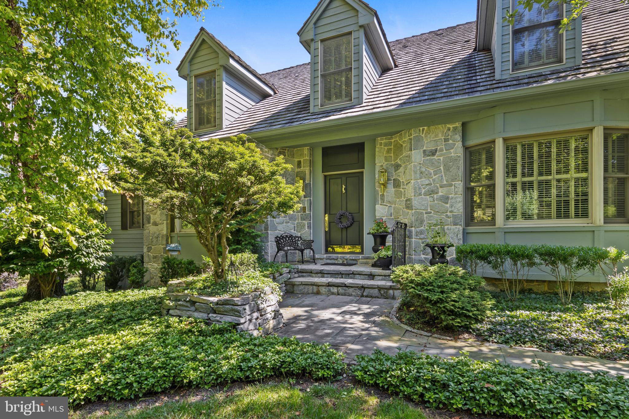 BLUE ROCK MEADOWS - Residential