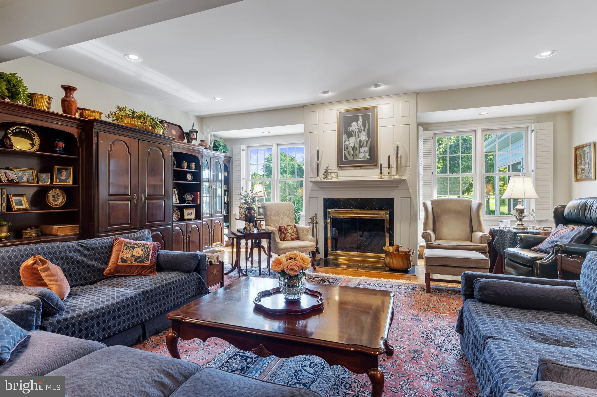 BLUE ROCK MEADOWS - Residential