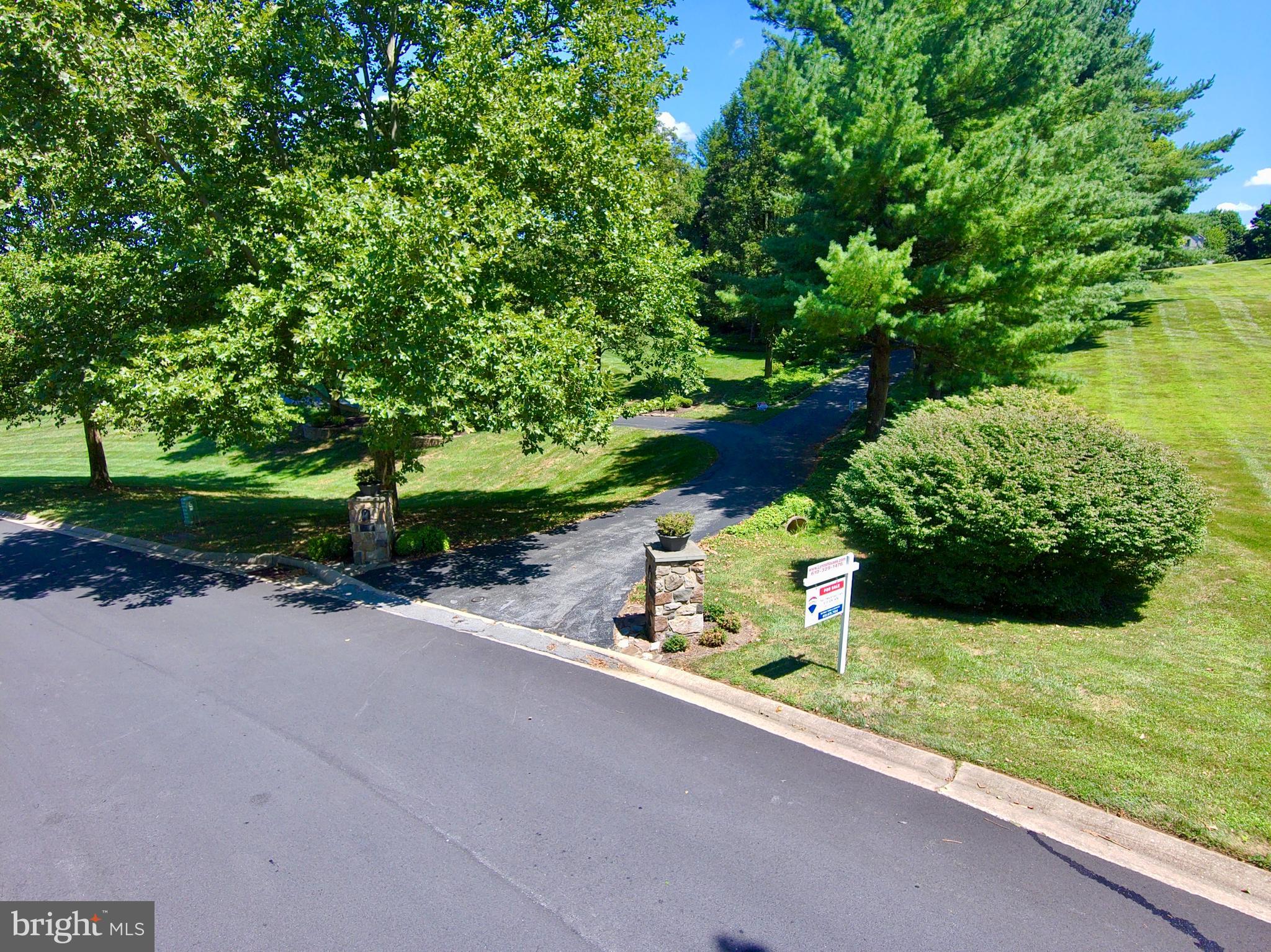 BLUE ROCK MEADOWS - Residential