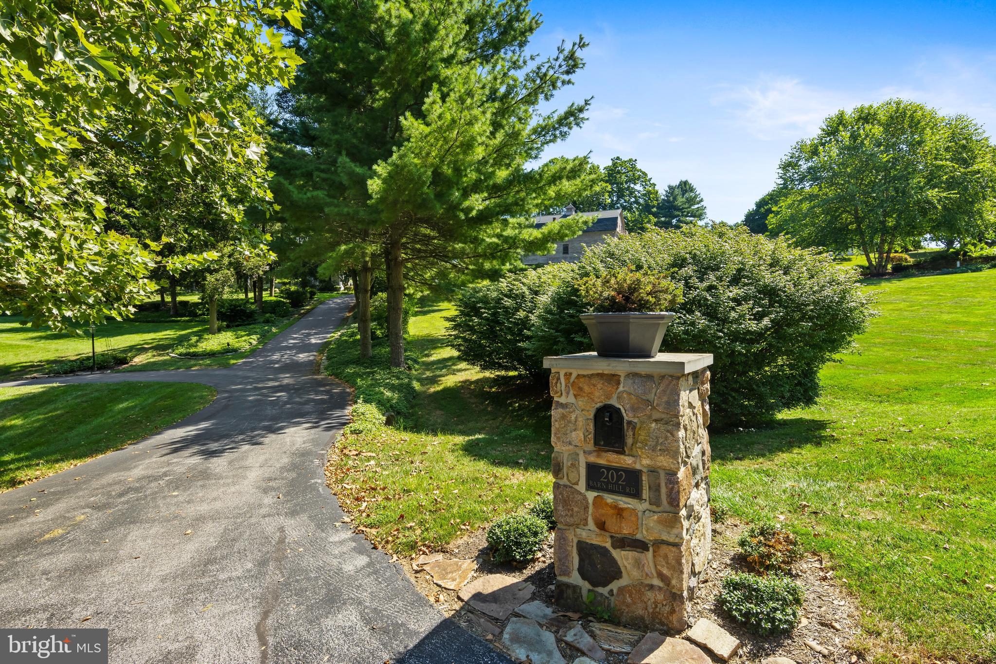 BLUE ROCK MEADOWS - Residential