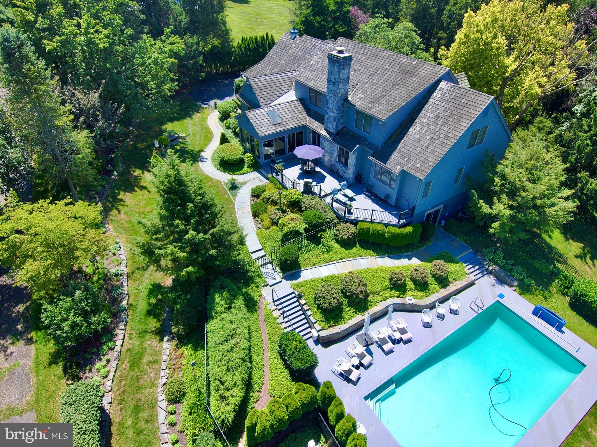 BLUE ROCK MEADOWS - Residential