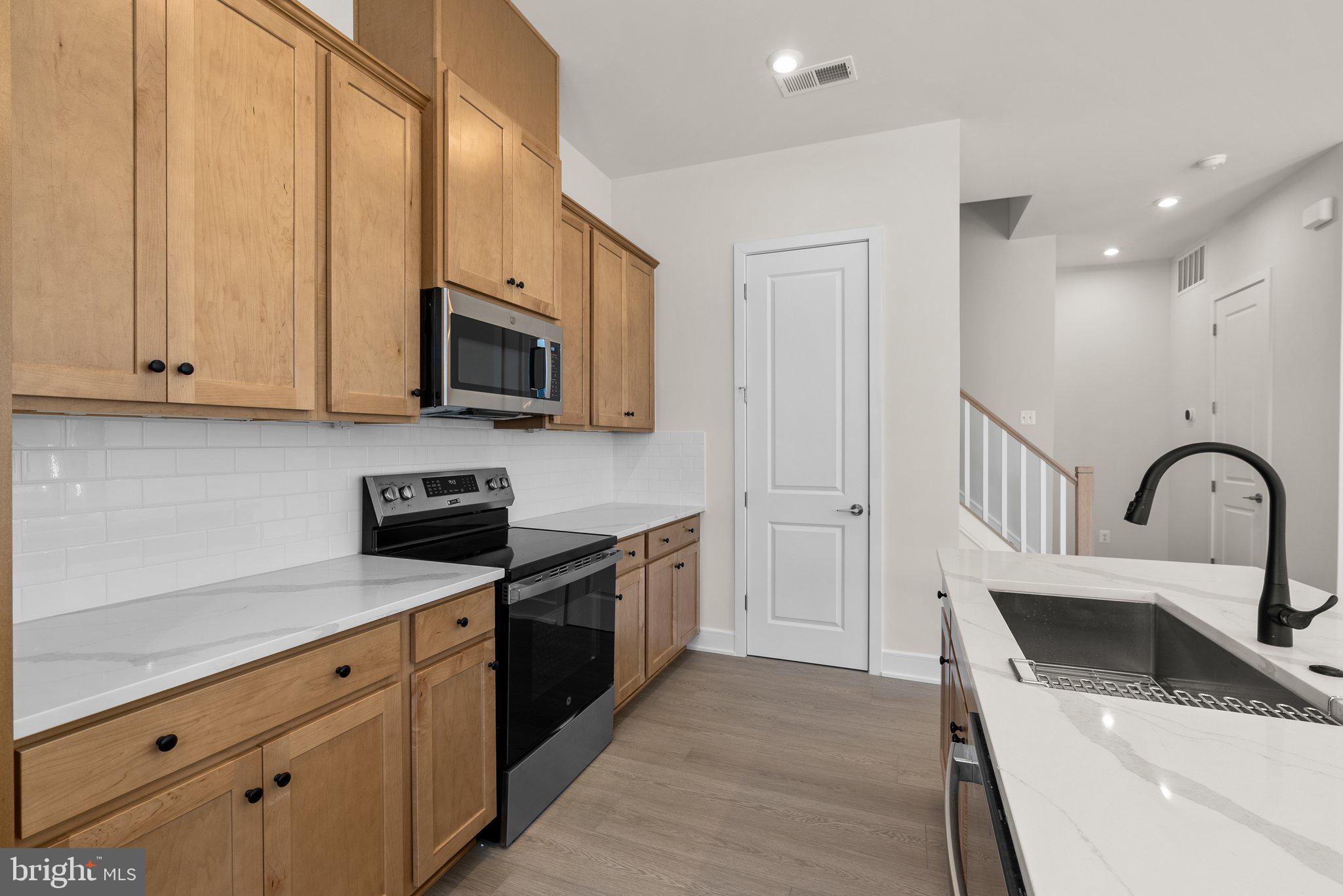 41903 HOGAN FOREST TERRACE