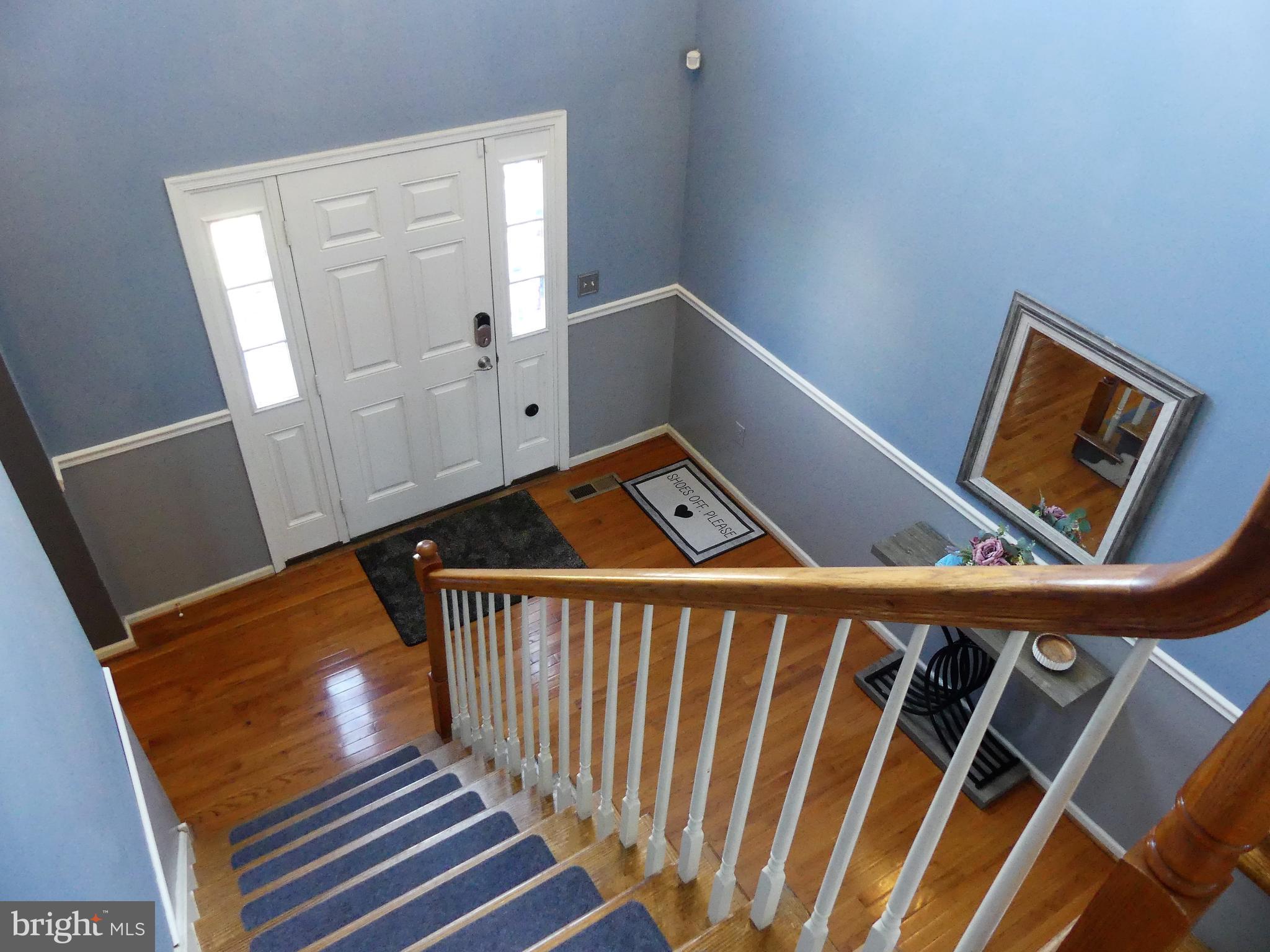 2137 LARKSPUR COURT