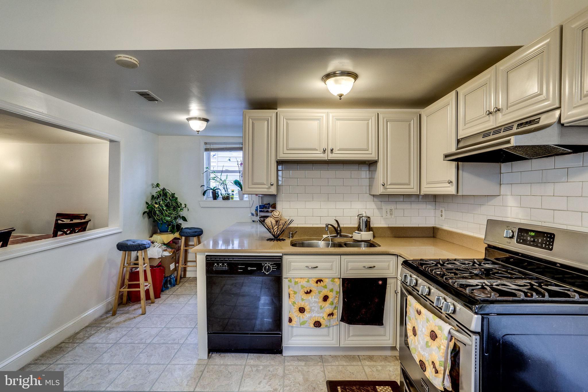 BRENTWOOD - Residential