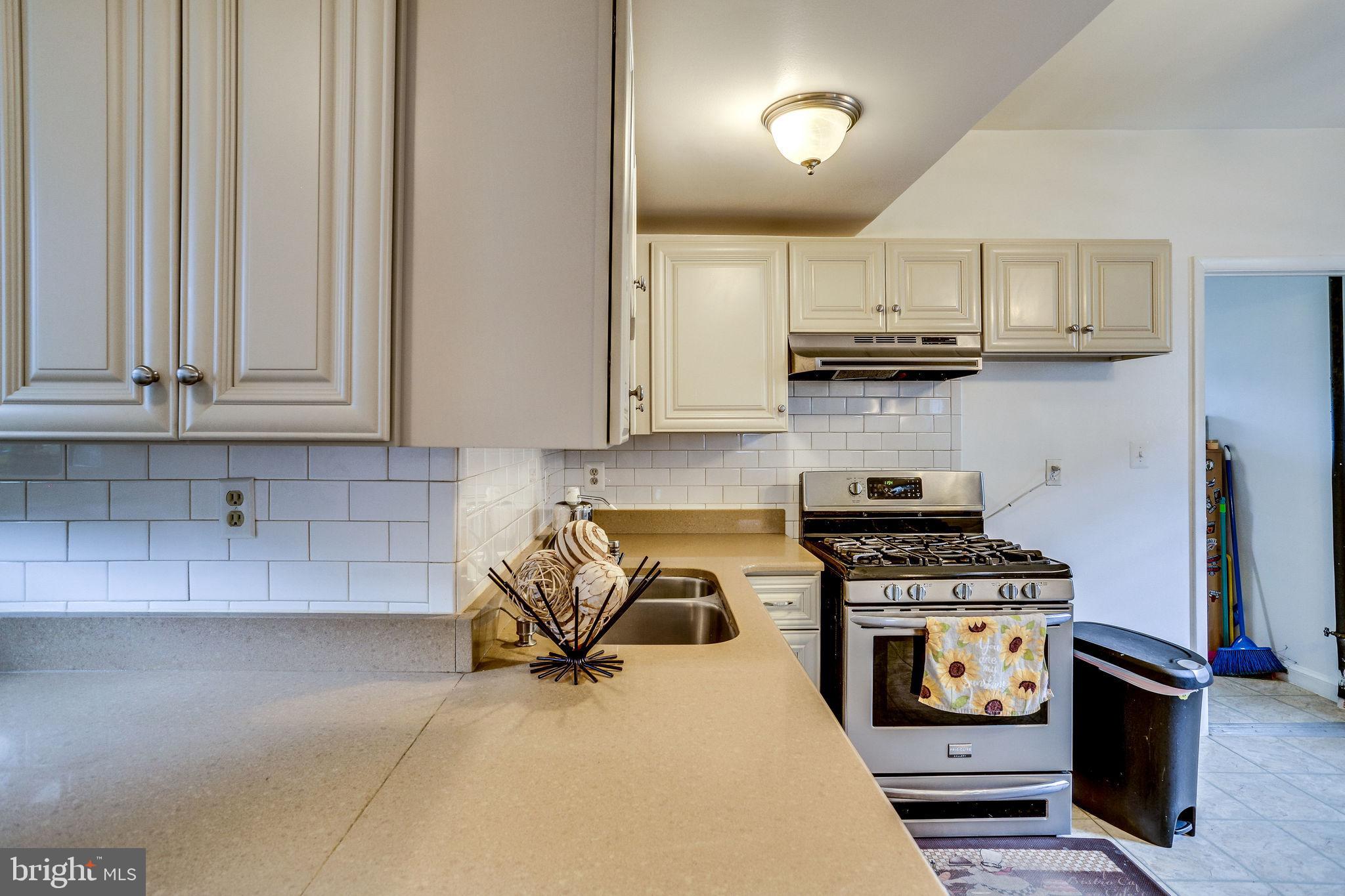 BRENTWOOD - Residential