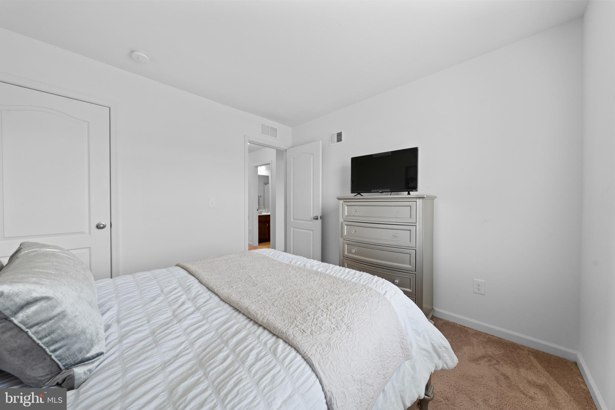 SUMMERFIELD - Residential