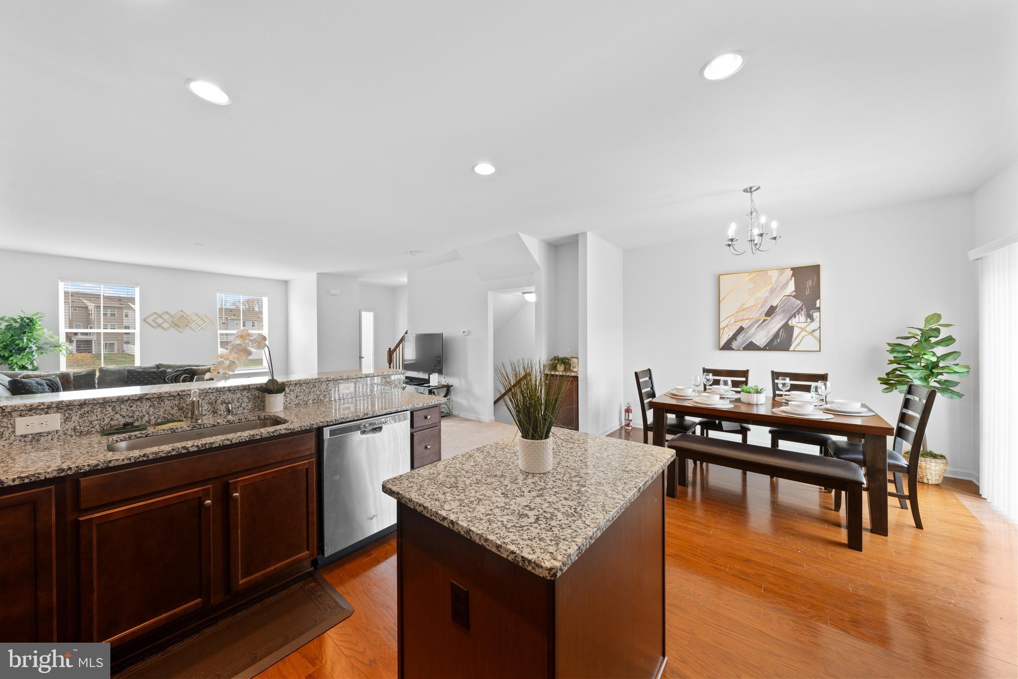 SUMMERFIELD - Residential