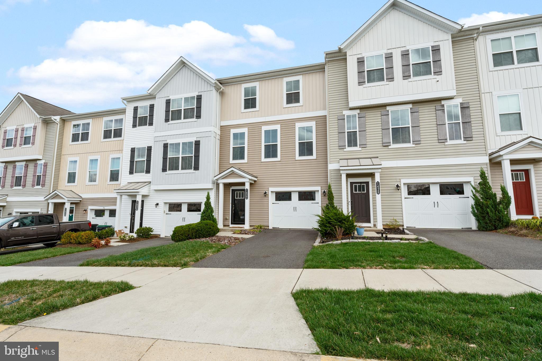 SUMMERFIELD - Residential