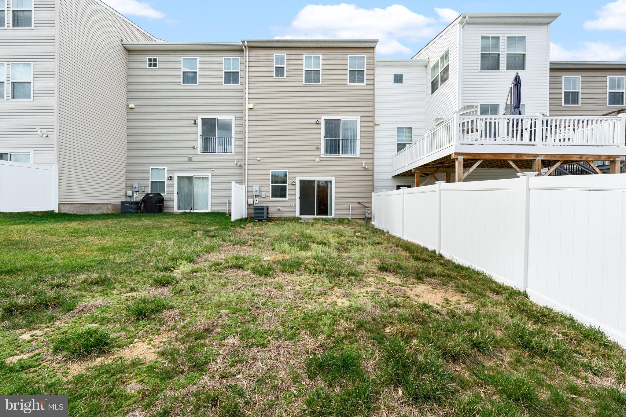 SUMMERFIELD - Residential