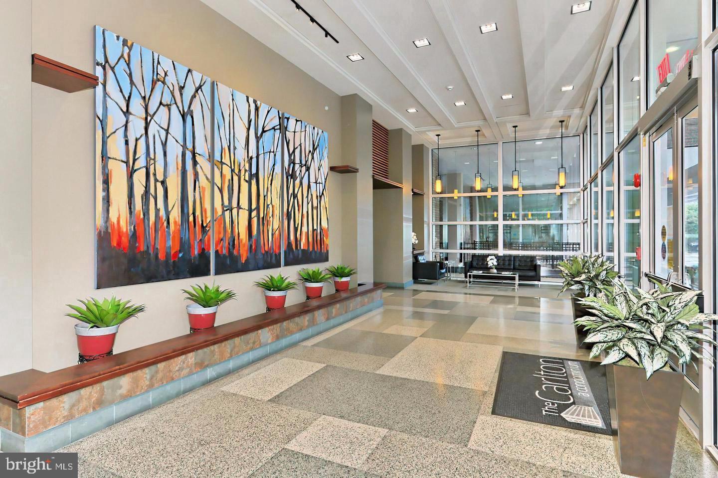 THE CARLTON - Residential