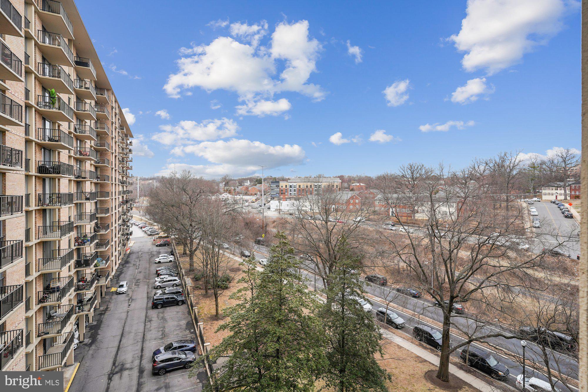 THE CARLTON - Residential