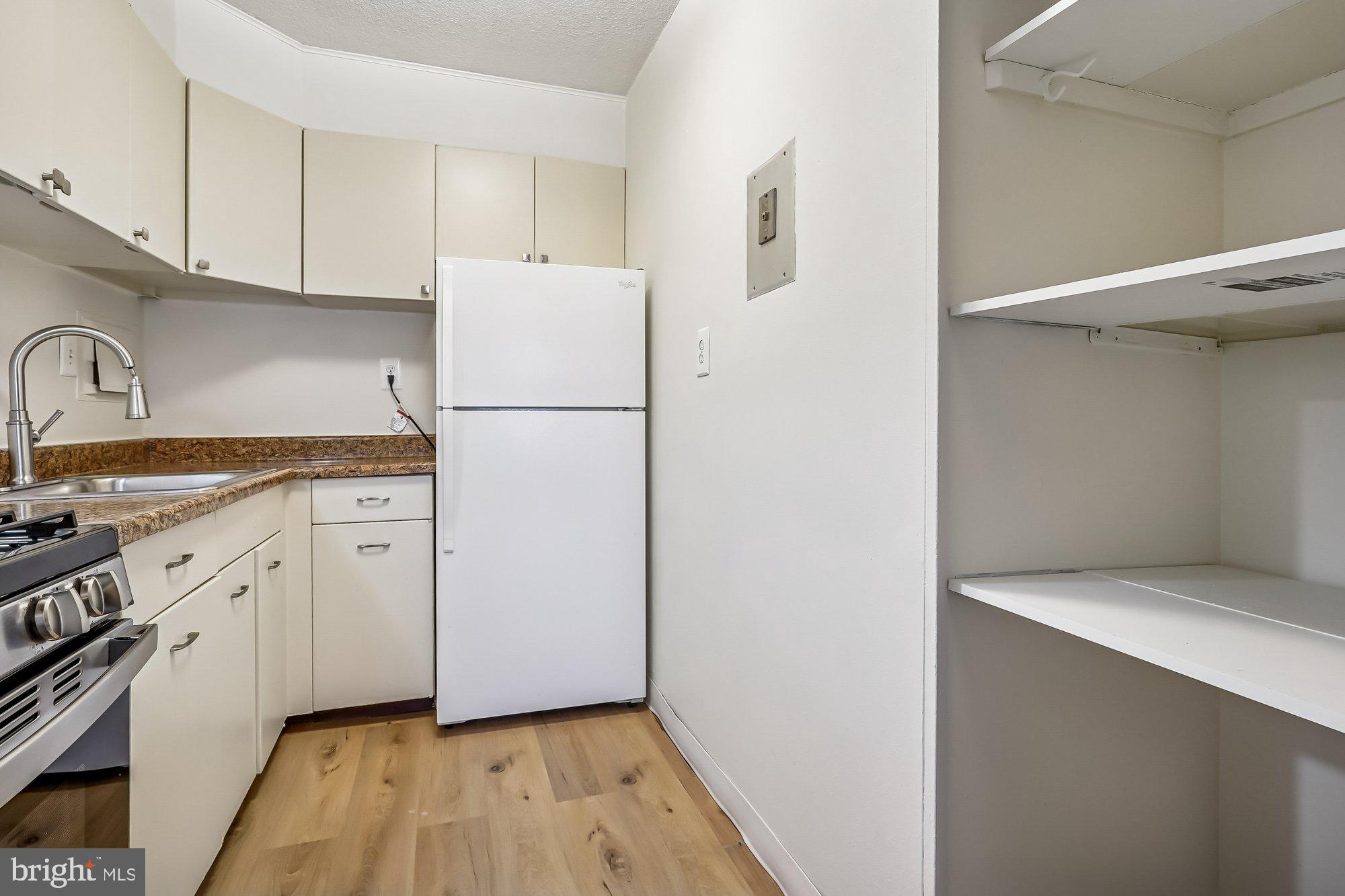 THE CARLTON - Residential