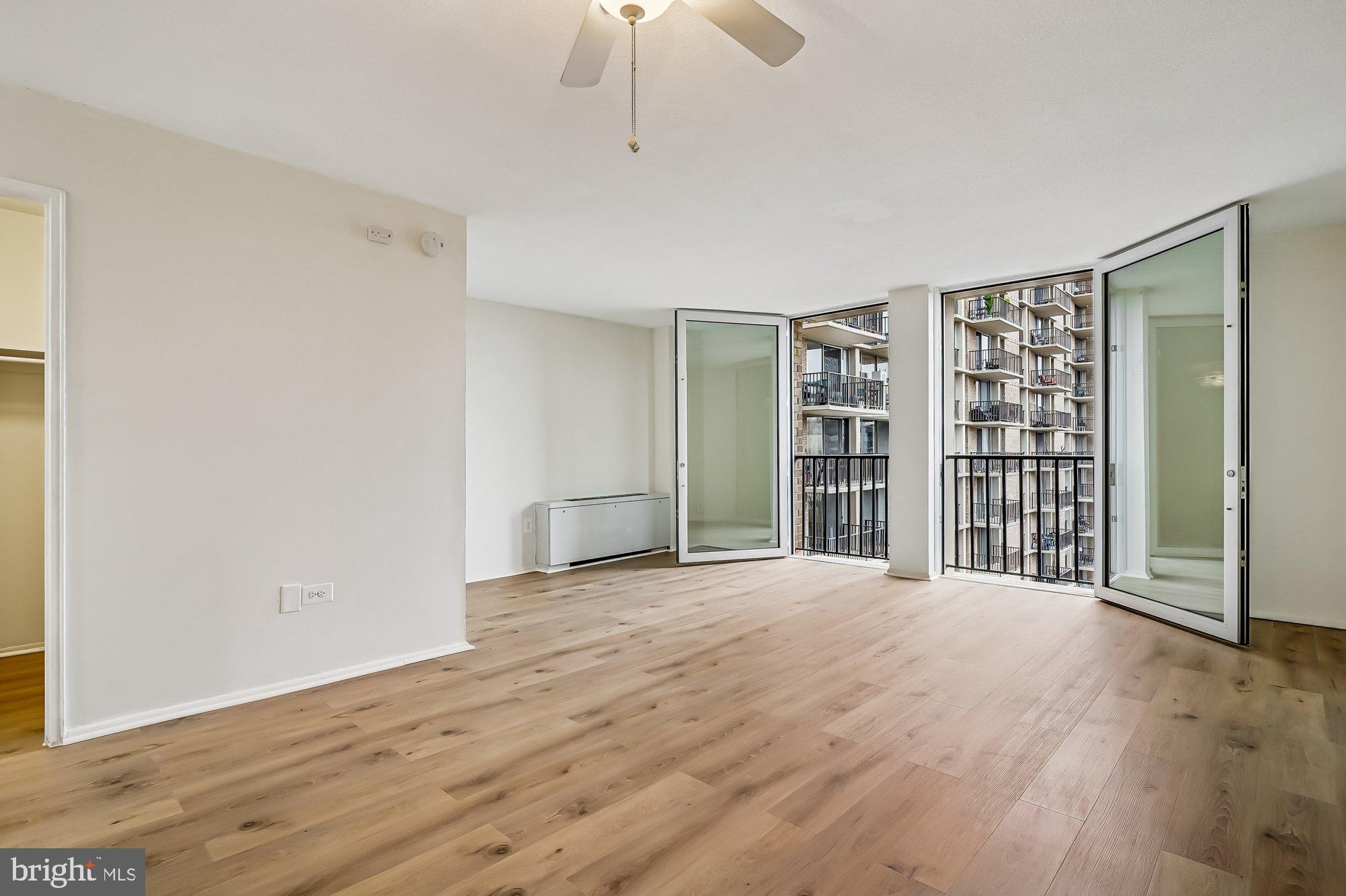 THE CARLTON - Residential