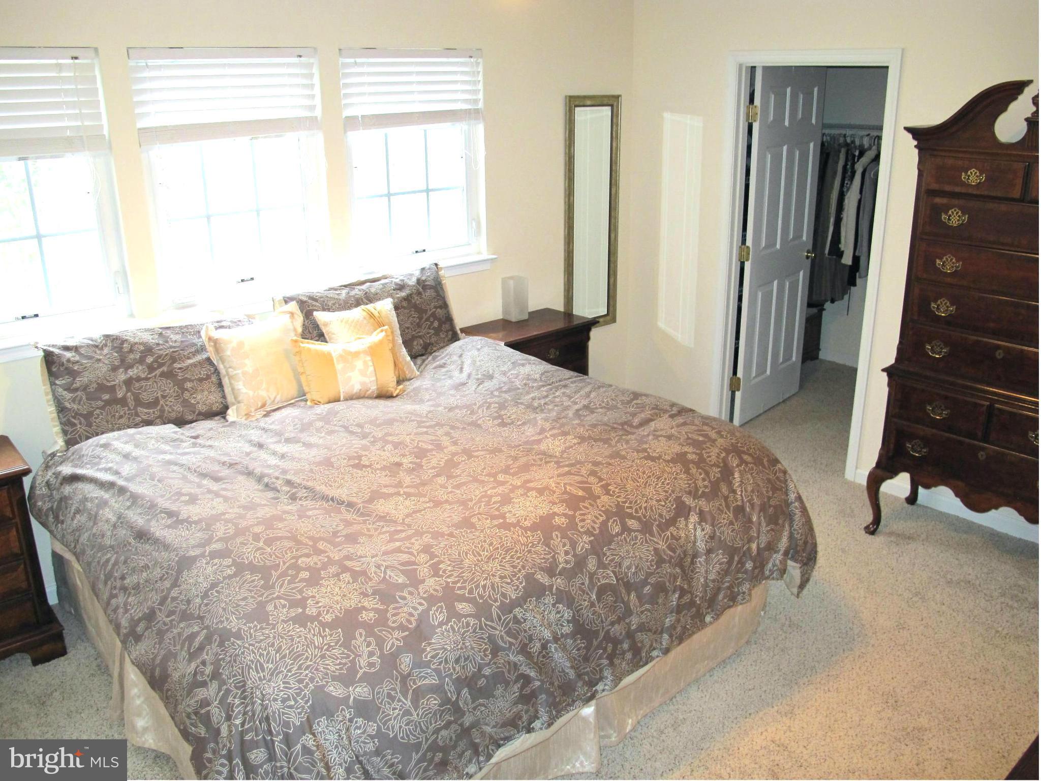 PINEY ORCHARD - Residential