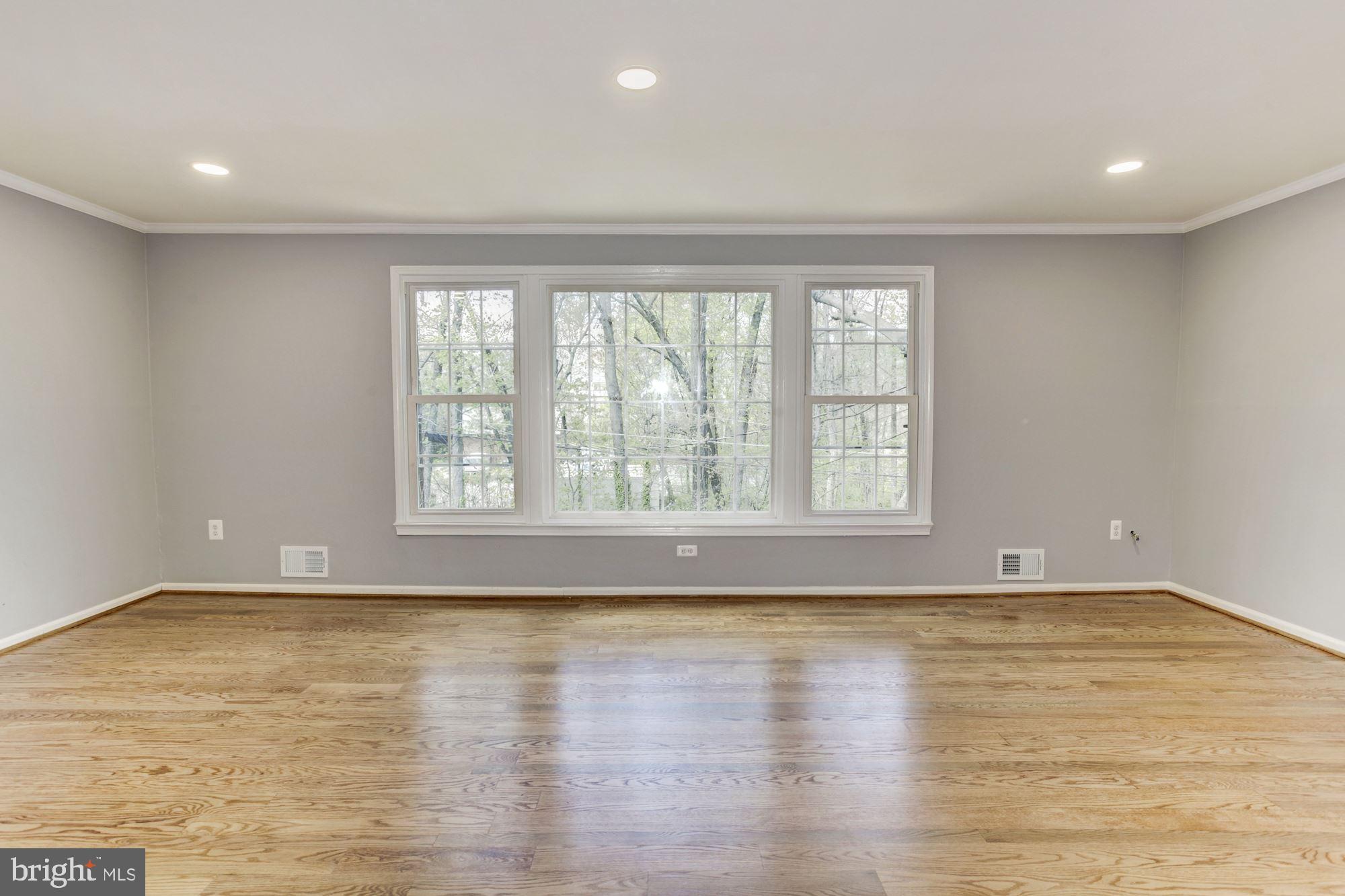 GREENWICH HILL - Residential