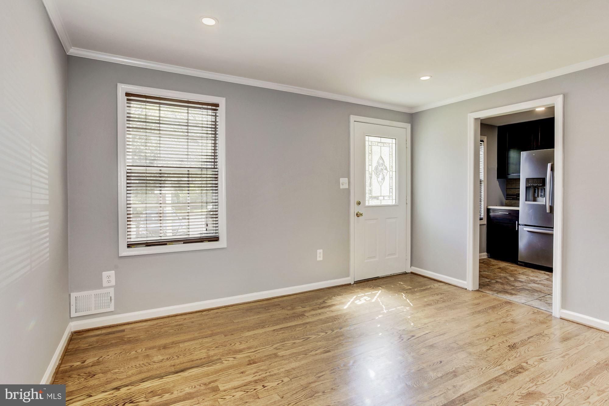 GREENWICH HILL - Residential