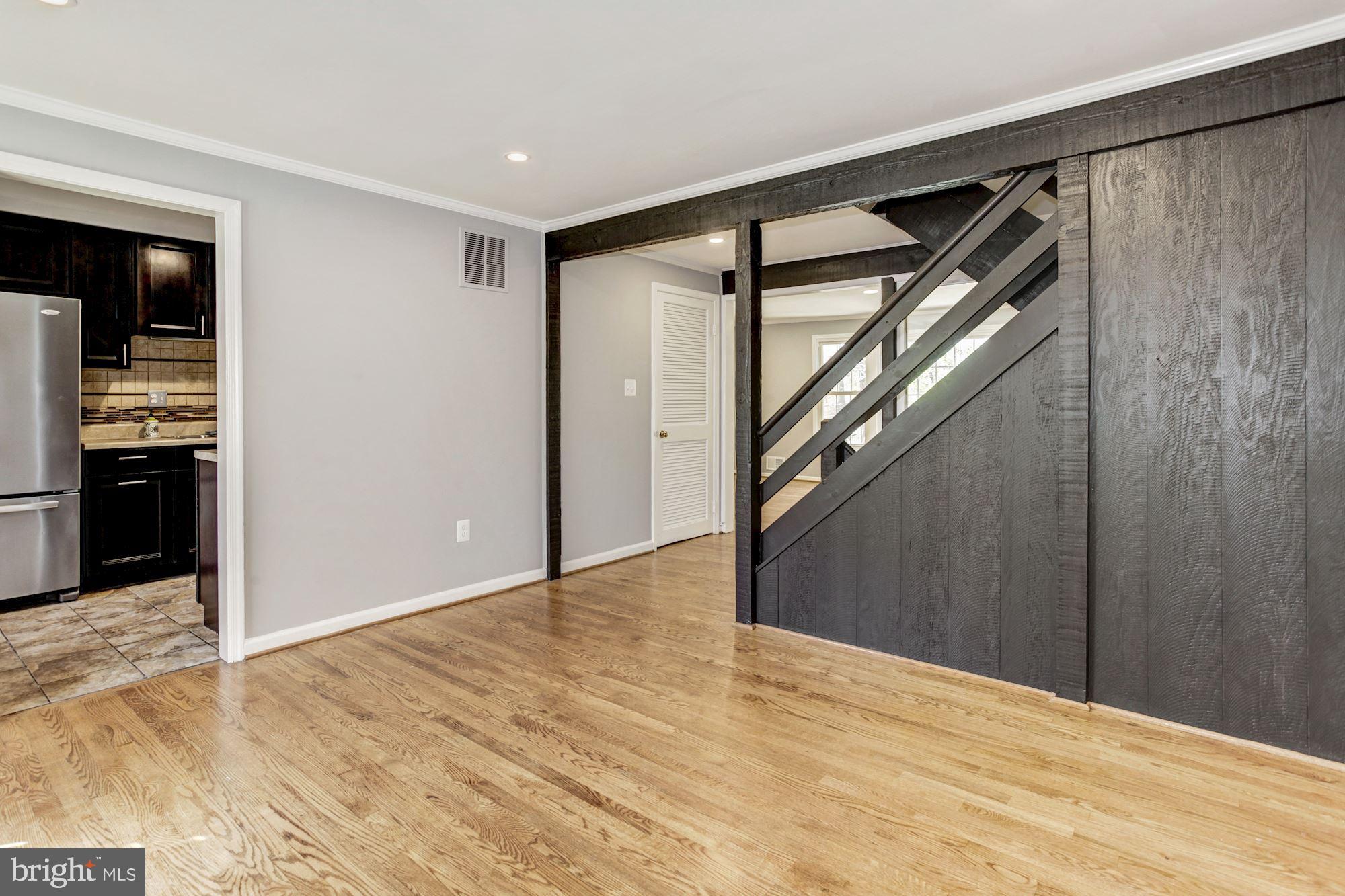 GREENWICH HILL - Residential