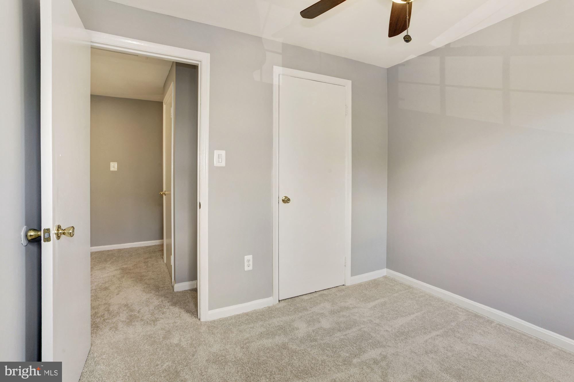 GREENWICH HILL - Residential